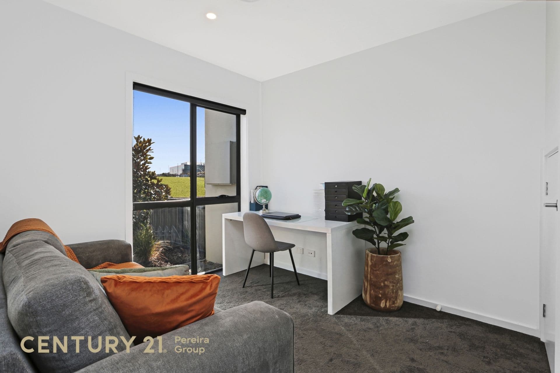185 South Circuit, Oran Park, NSW, 2570, Oran Park - Thumbnail 3