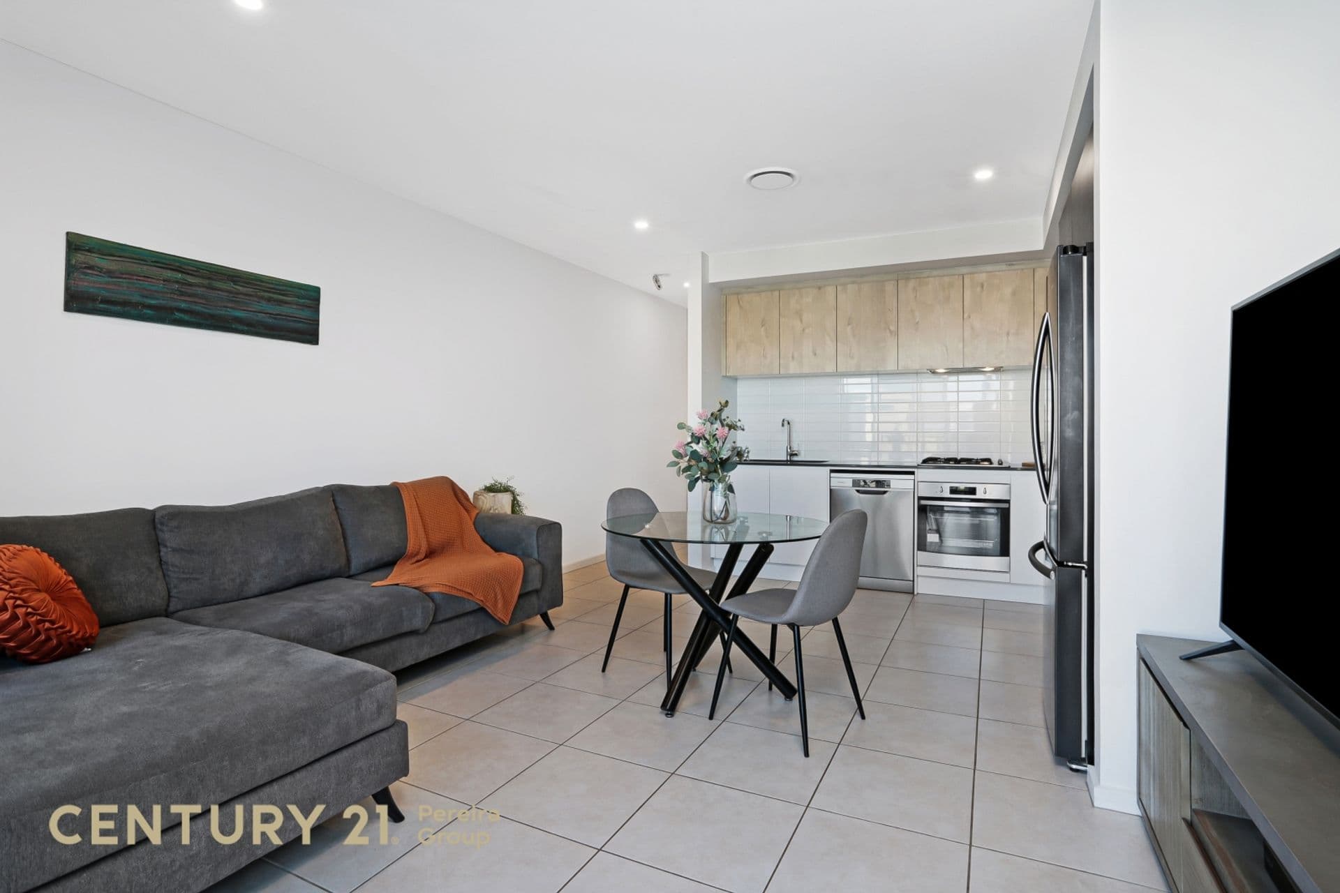 185 South Circuit, Oran Park, NSW, 2570, Oran Park - Thumbnail 5