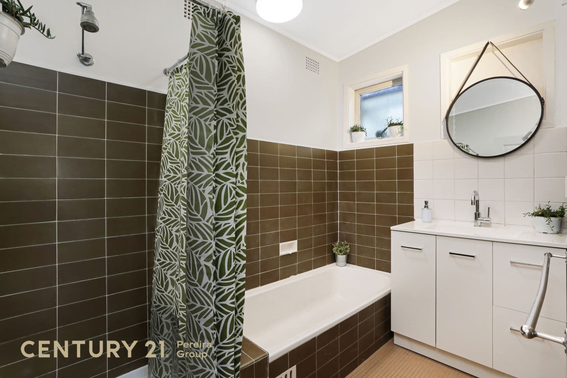 27 Lawn Avenue, Bradbury, NSW, 2560, Bradbury - Thumbnail 6