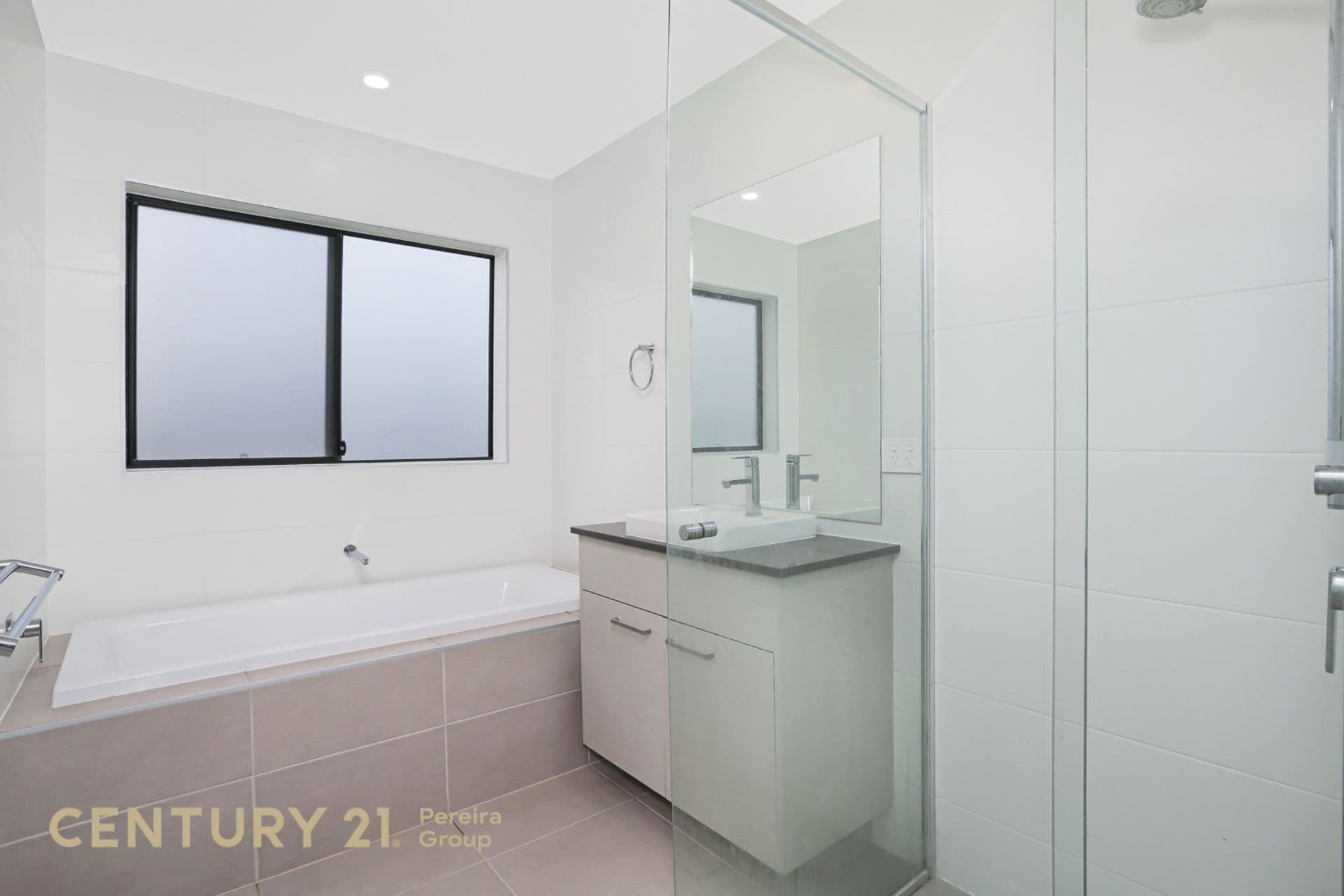 38 Killara Terrace, Gledswood Hills, NSW, 2557, Gledswood Hills - Thumbnail 8