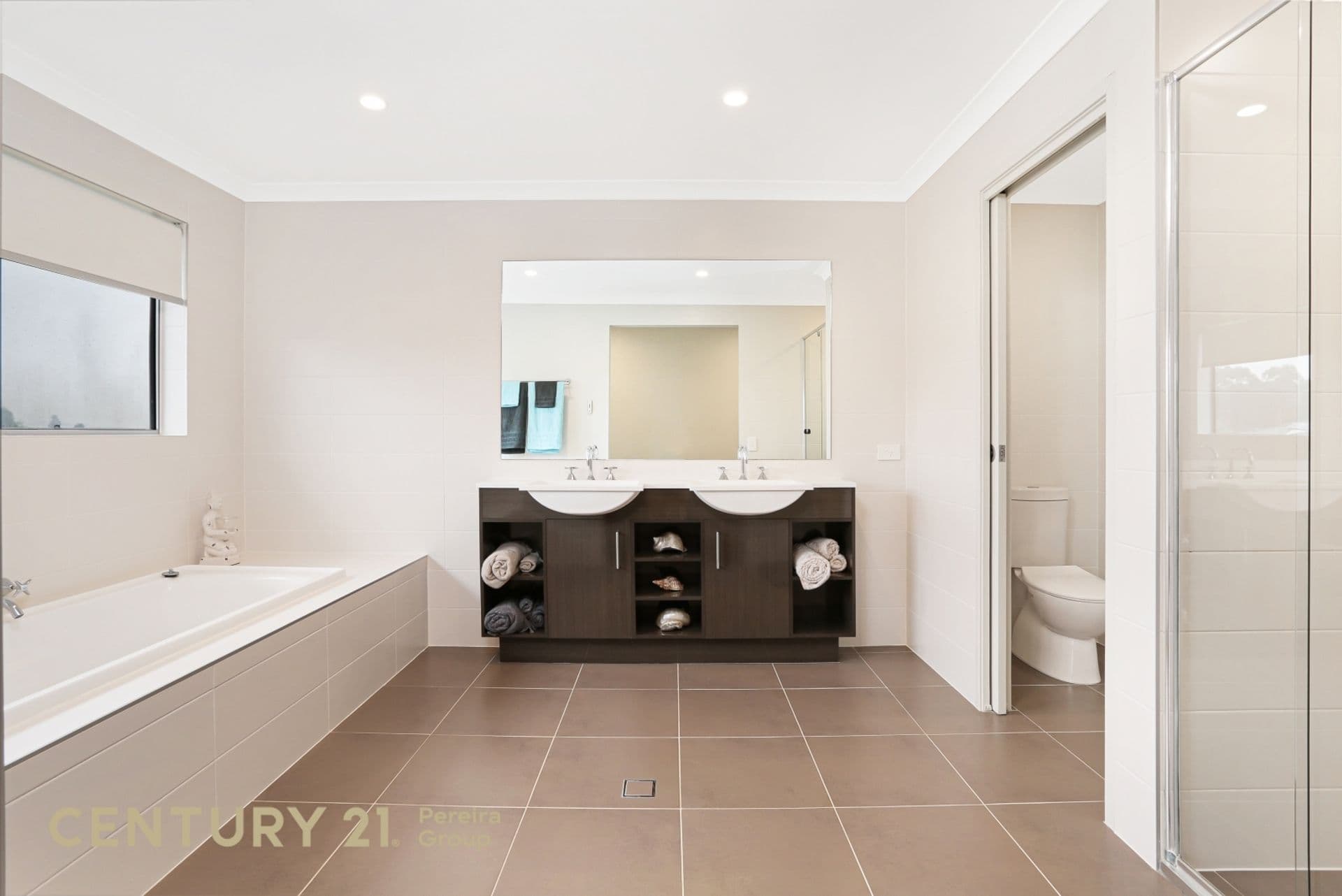 6 Ellen Ridge, Harrington Park, NSW, 2567, Harrington Park - Thumbnail 8