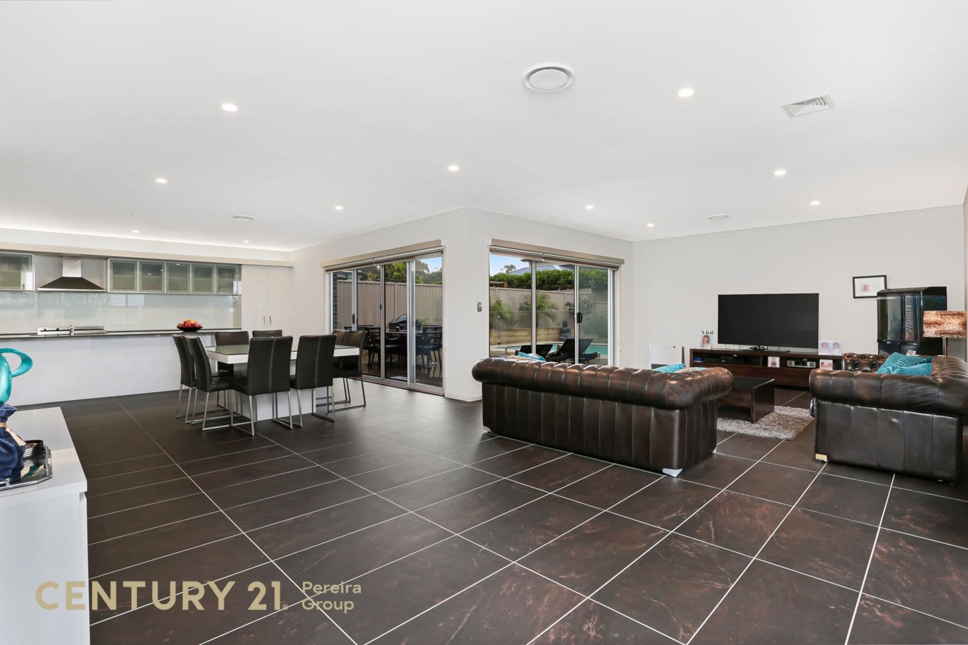 6 Ellen Ridge, Harrington Park, NSW, 2567, Harrington Park - Thumbnail 4