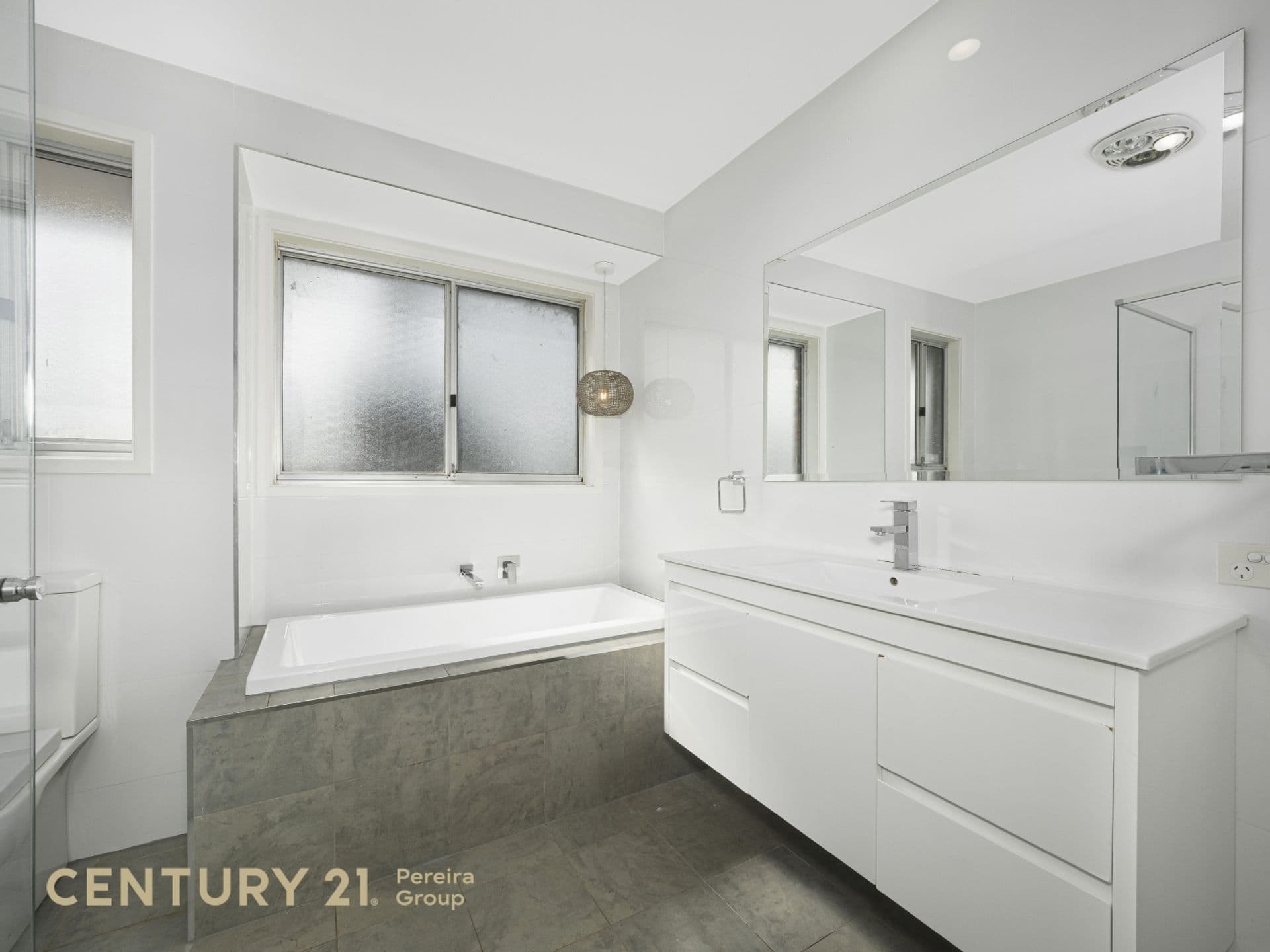 2 Kenge Place, Ambarvale, NSW, 2560, Ambarvale - Thumbnail 7