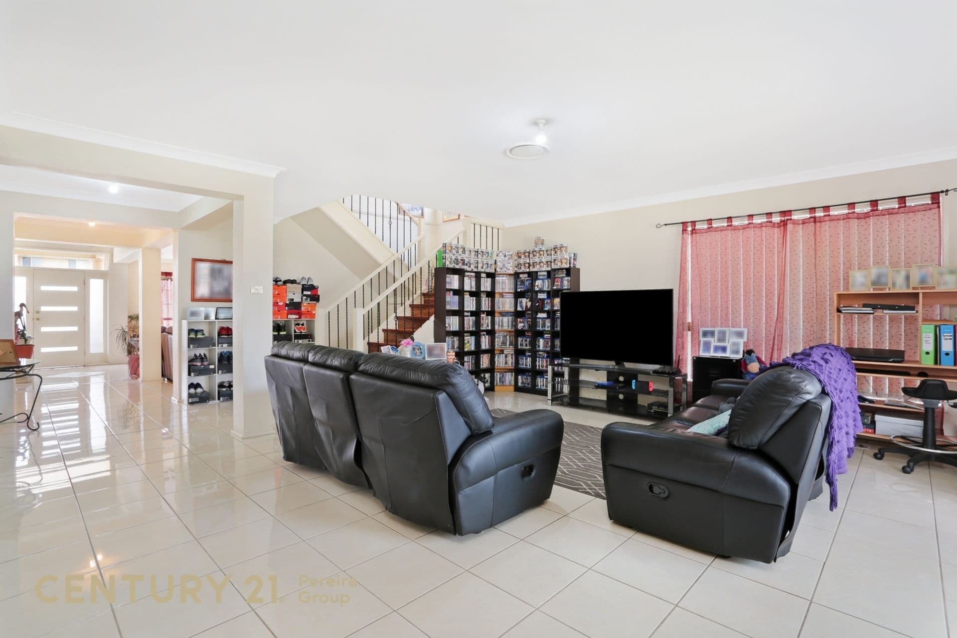 3 Saint Monica Way, Blair Athol, NSW, 2560, Blair Athol - Thumbnail 2