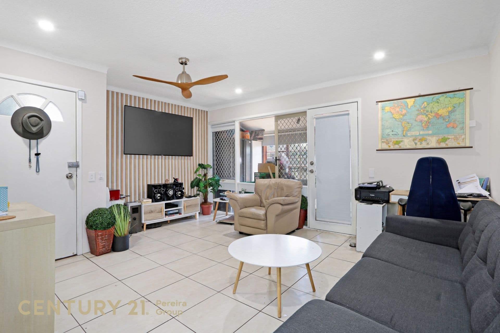 1/42 Woodhouse Drive, Ambarvale, NSW, 2560, Ambarvale - Image 1