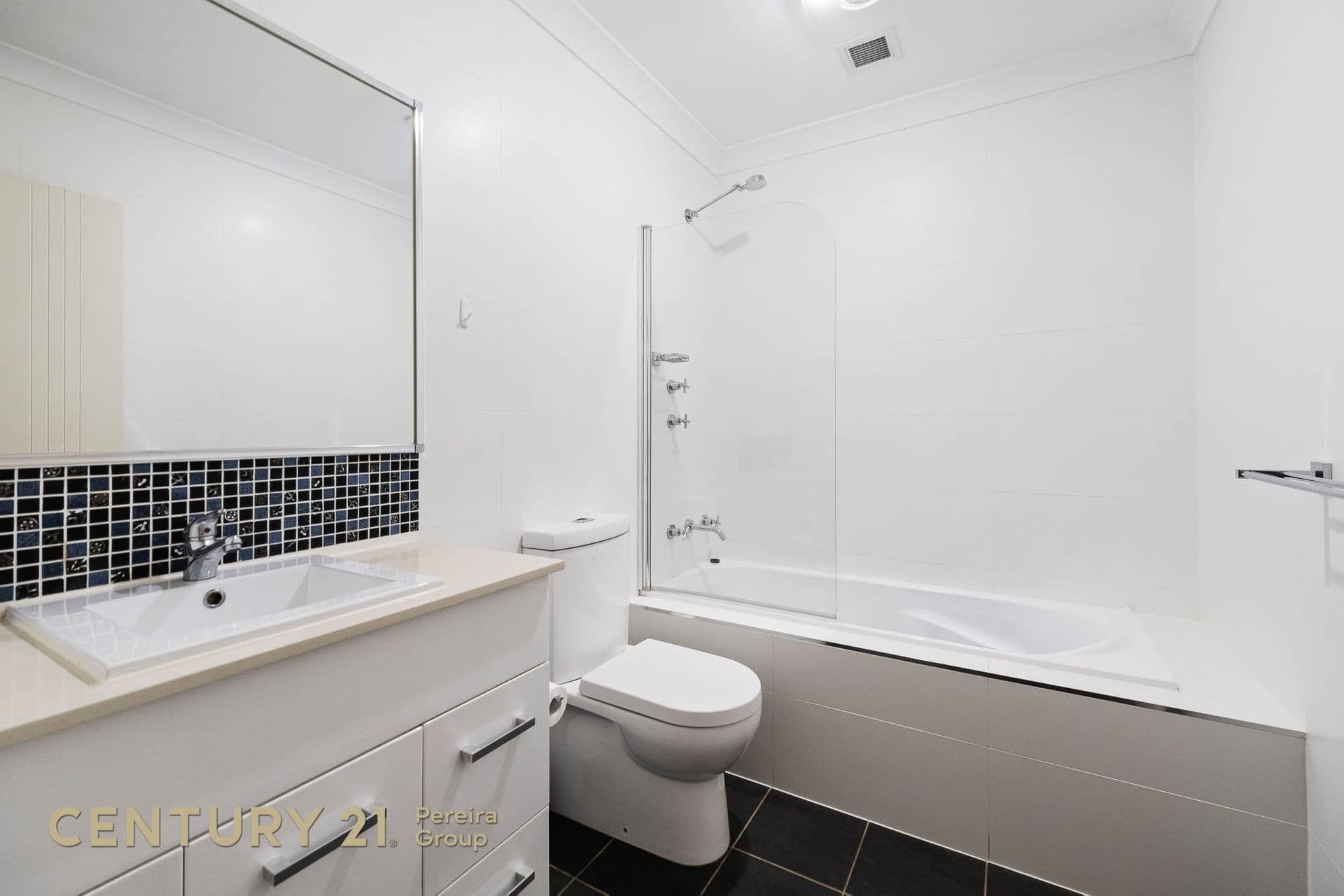 7/20 Lorimer Crescent, Elderslie, NSW, 2570, Elderslie - Thumbnail 6
