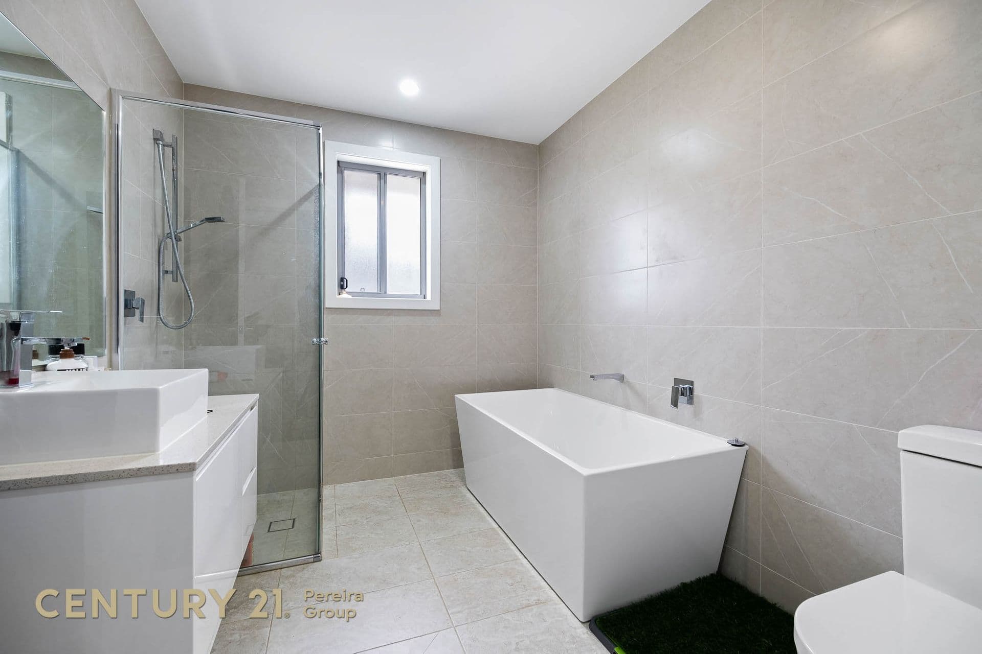 1B Oaklands Circuit, Gregory Hills, NSW, 2557, Gregory Hills - Thumbnail 5
