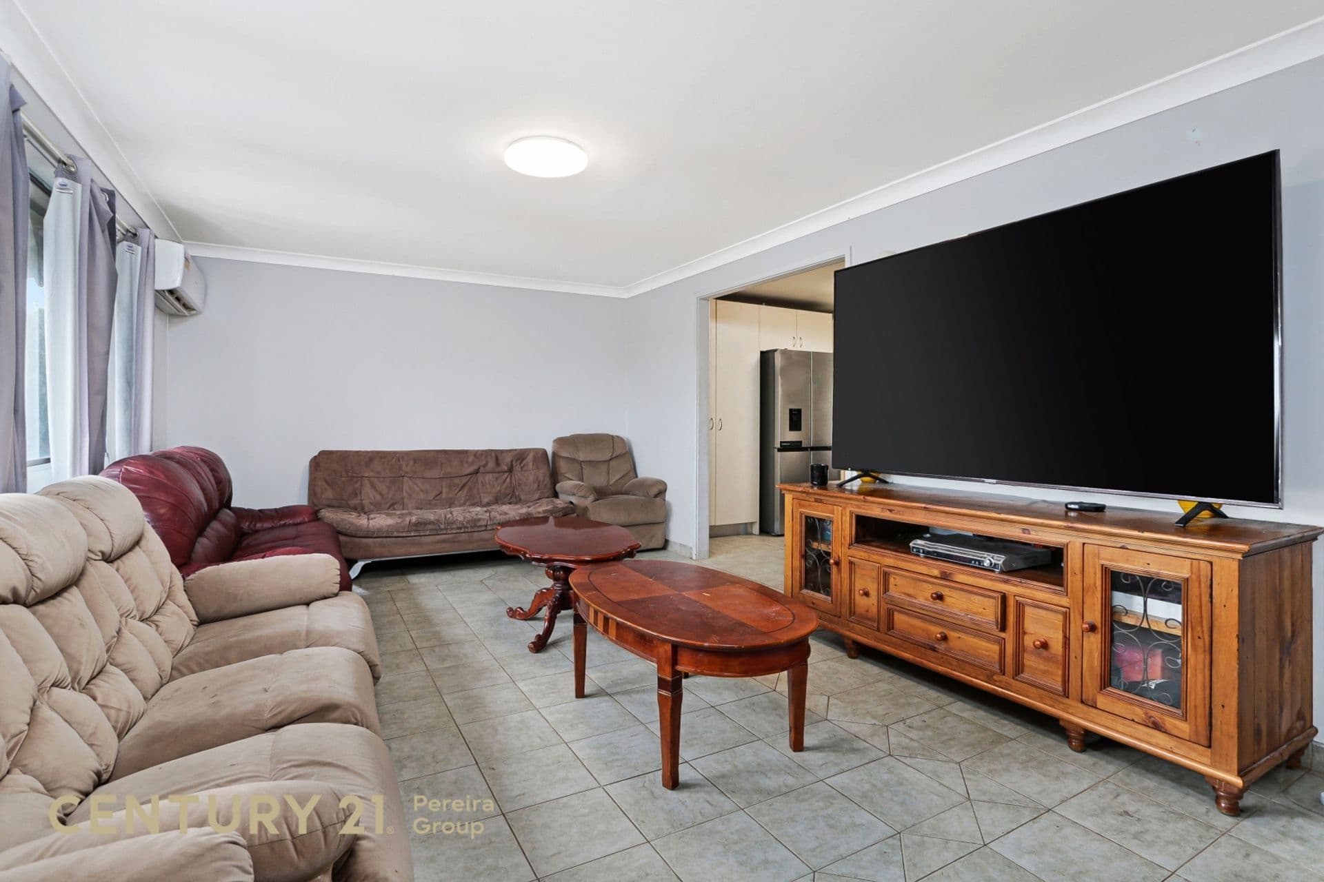 24 Lorikeet Avenue, Ingleburn, NSW, 2565, Ingleburn - Thumbnail 2