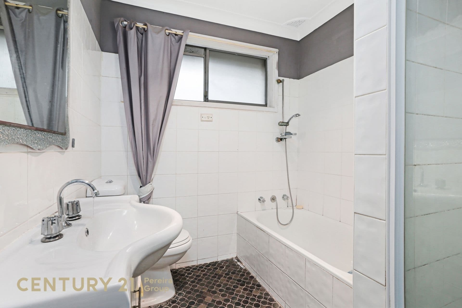 24 Lorikeet Avenue, Ingleburn, NSW, 2565, Ingleburn - Thumbnail 6