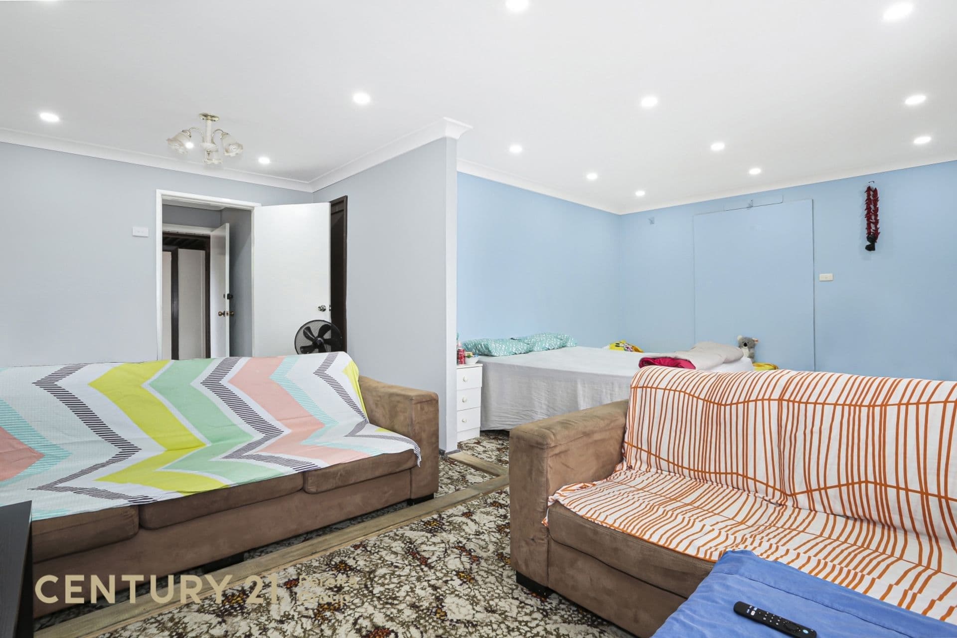 53 & 53a Chaperon Crescent, Minto, NSW, 2566, Hillsdale - Thumbnail 2
