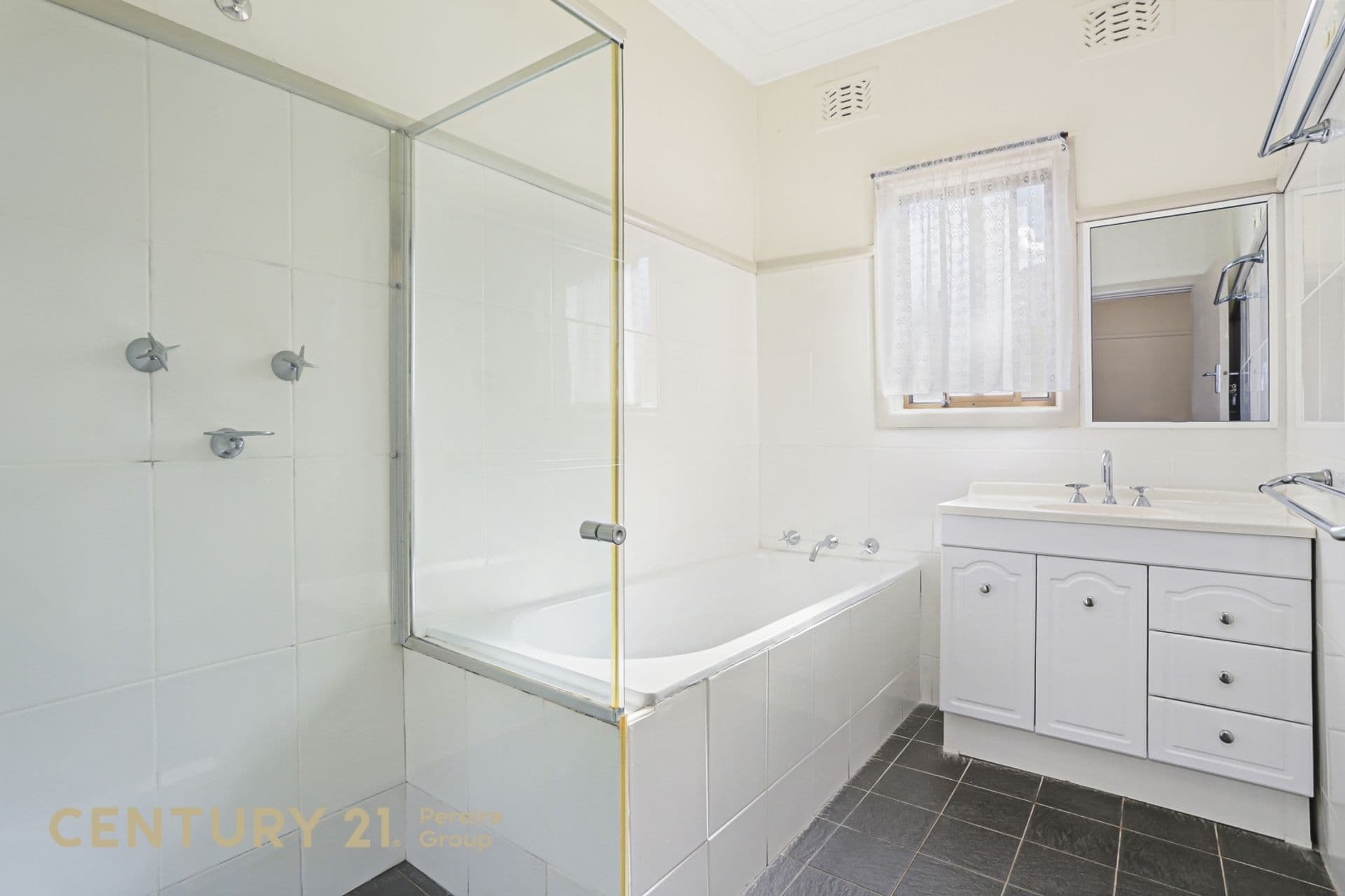 13 Mcmahon Road, Yagoona, NSW, 2199, Yagoona - Thumbnail 6