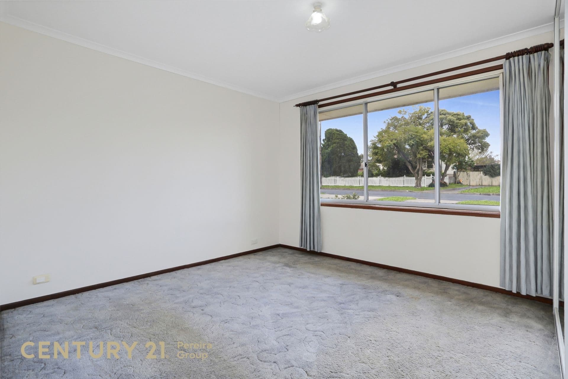 16 Ettlesdale Road, Spring Farm, NSW, 2570, Spring Farm - Thumbnail 6