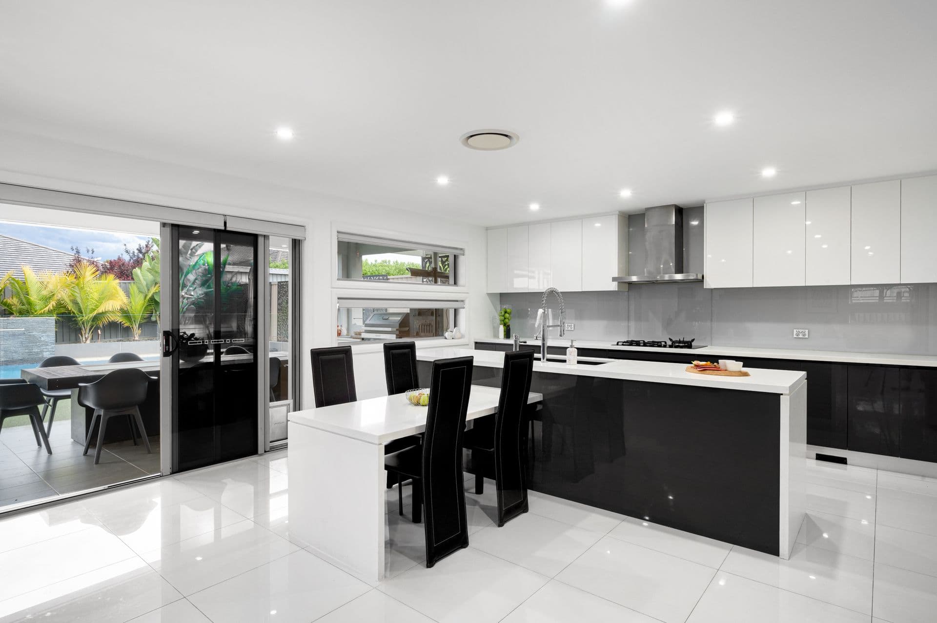 8 Beechworth Parade, Harrington Park, NSW, 2567, Harrington Park - Thumbnail 5