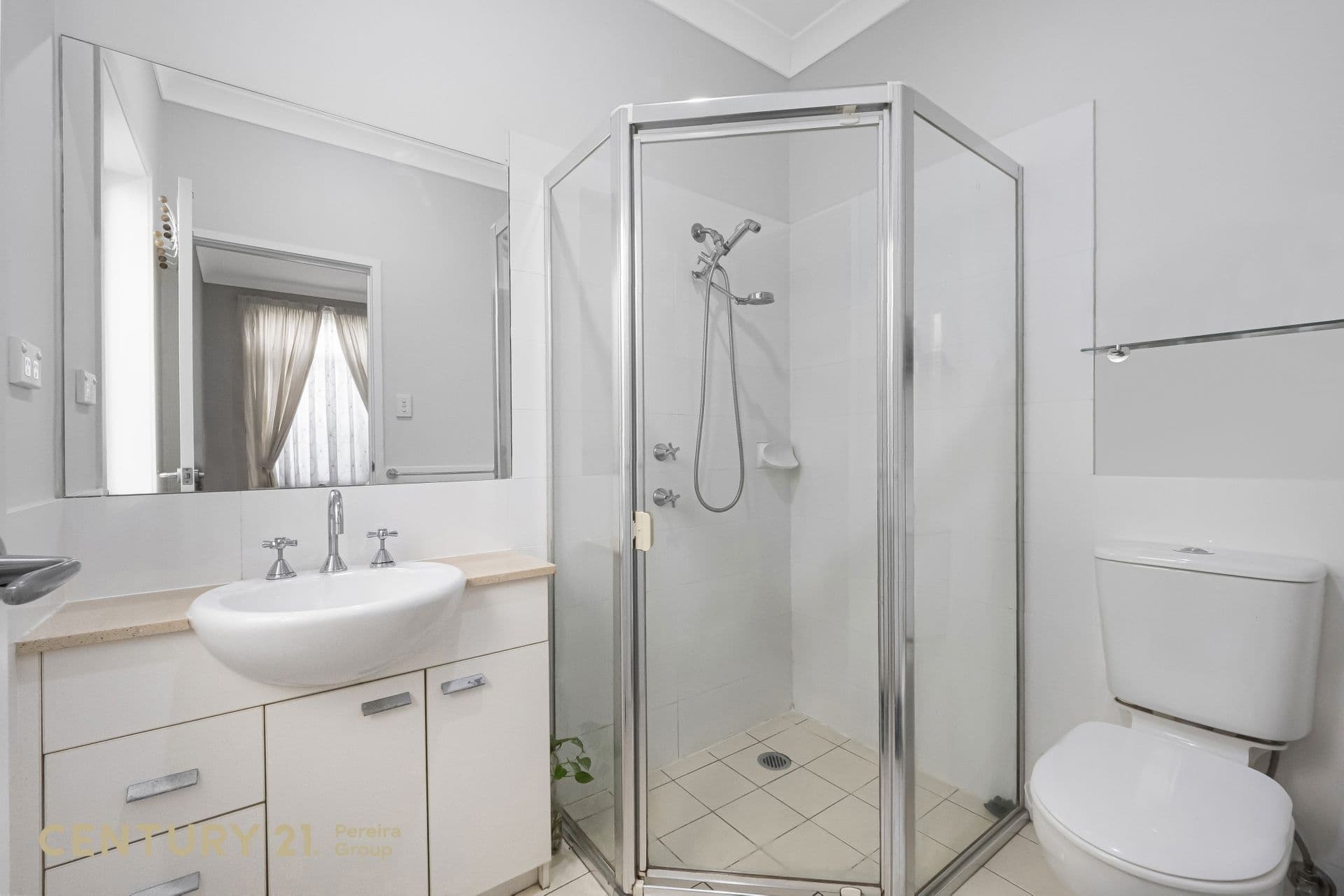 11 Carlton Road, Campbelltown, NSW, 2560, Campbelltown - Thumbnail 6
