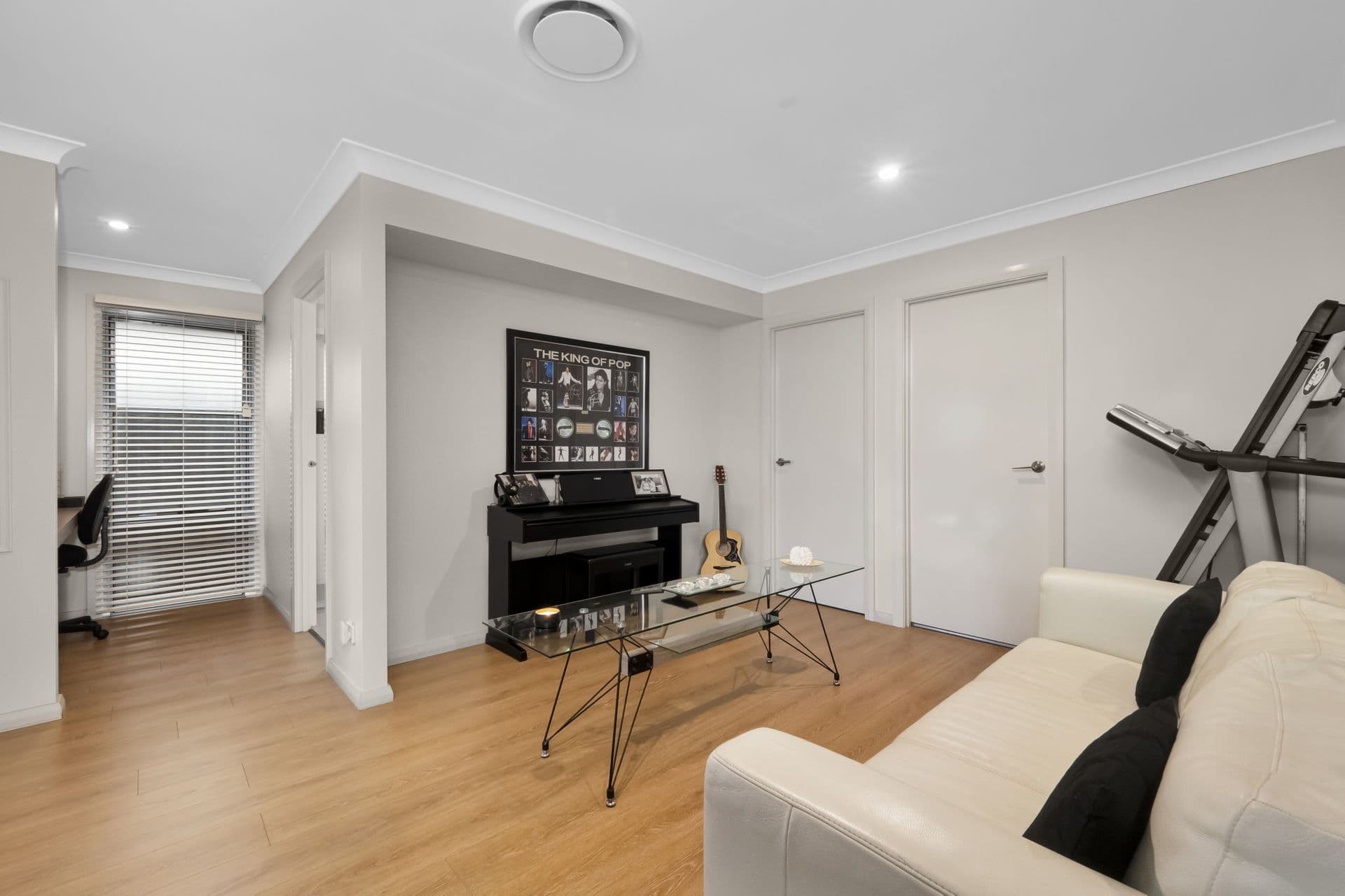 34 Garnsey Way, Oran Park, NSW, 2570, Oran Park - Thumbnail 3