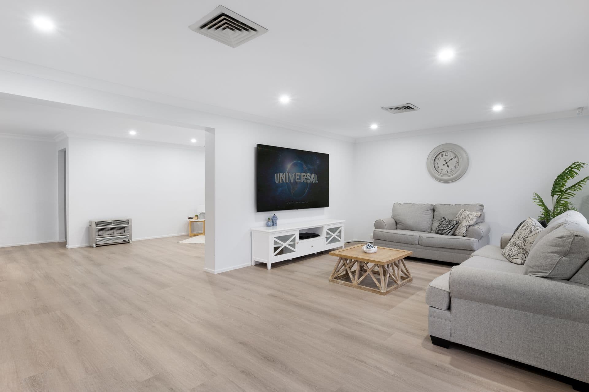 11 Stone Cottage Place, Blair Athol, NSW, 2560, Blair Athol - Thumbnail 5