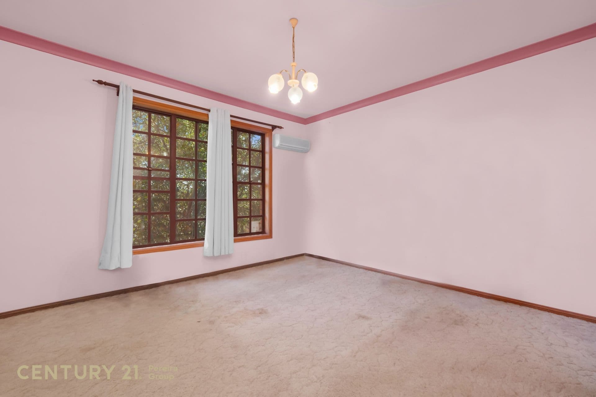 29 Edinburgh Crescent, St Andrews, NSW, 2566, St Andrews - Thumbnail 8