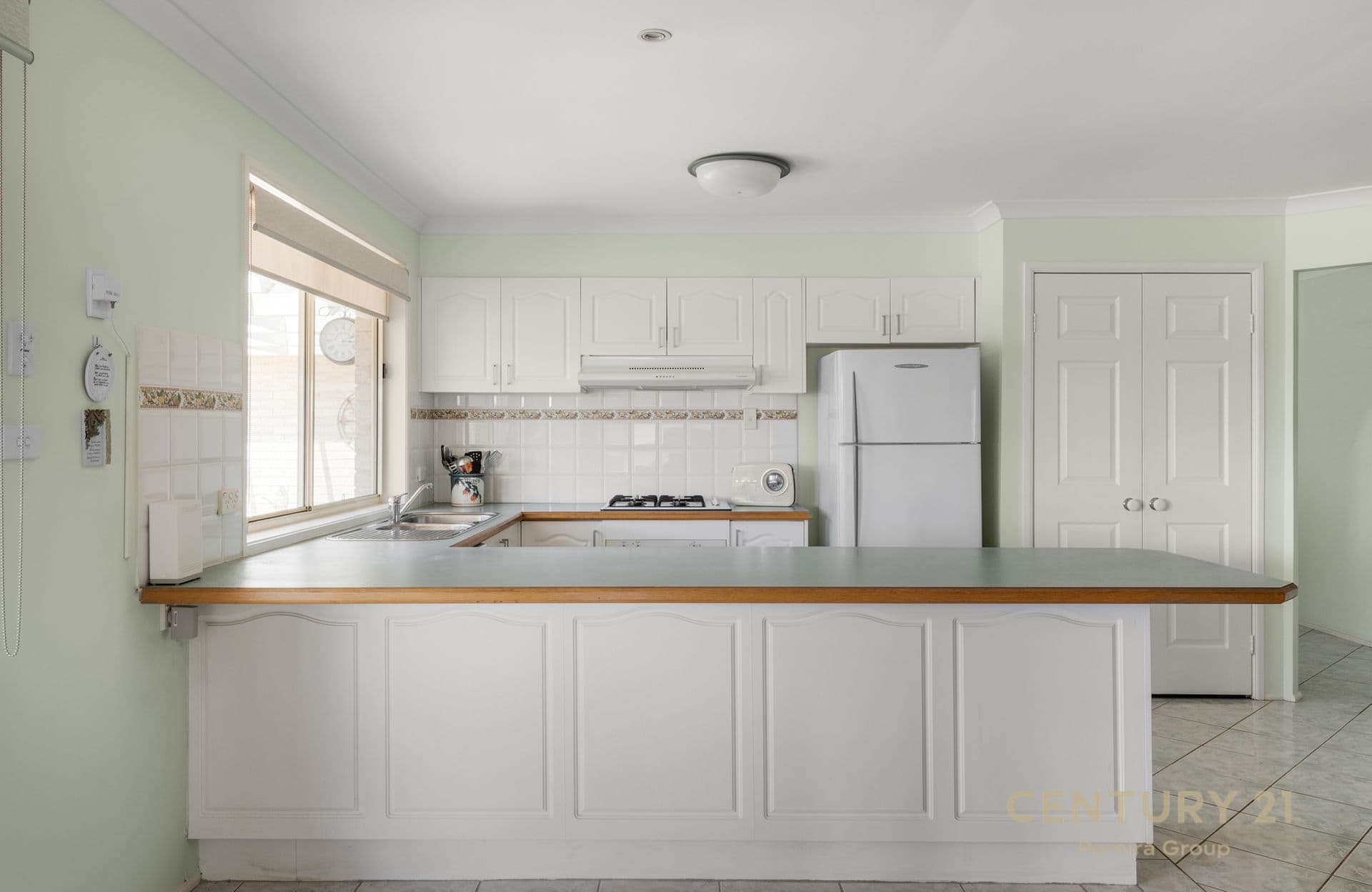 24 Henry Place, Narellan Vale, NSW, 2567, Narellan Vale - Thumbnail 2