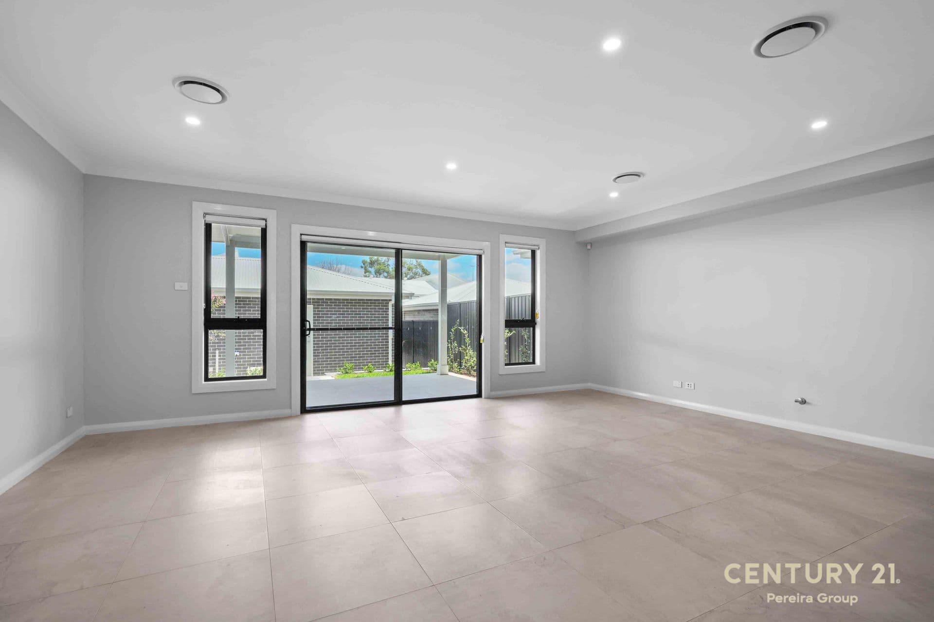 13 Thompson Road, Oran Park, NSW, 2570, Oran Park - Thumbnail 5