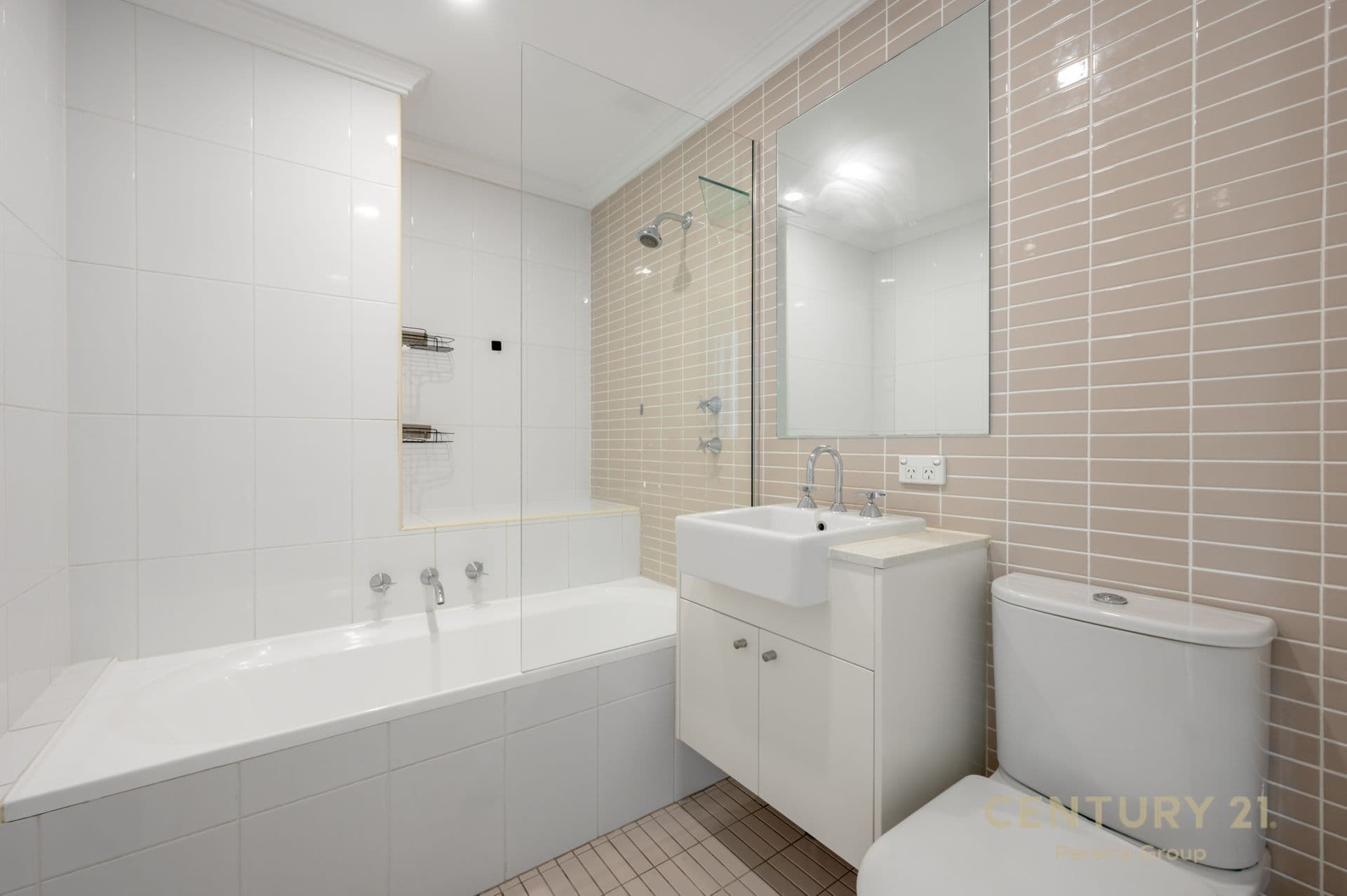 102/2-4 Parc Guell Drive, Campbelltown, NSW, 2560, Campbelltown - Thumbnail 6
