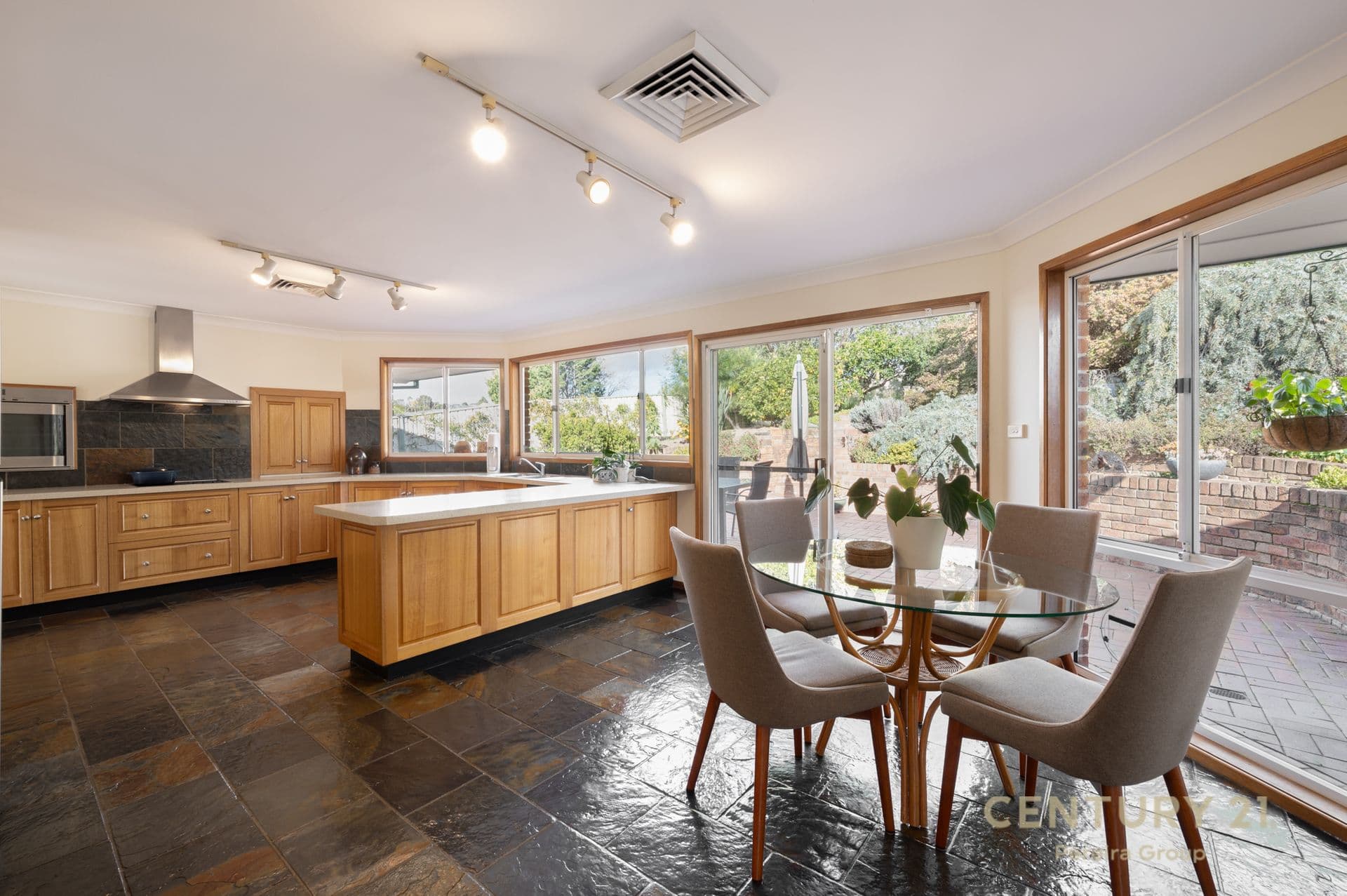 94 Heritage Way, Glen Alpine, NSW, 2560, Glen Alpine - Thumbnail 6
