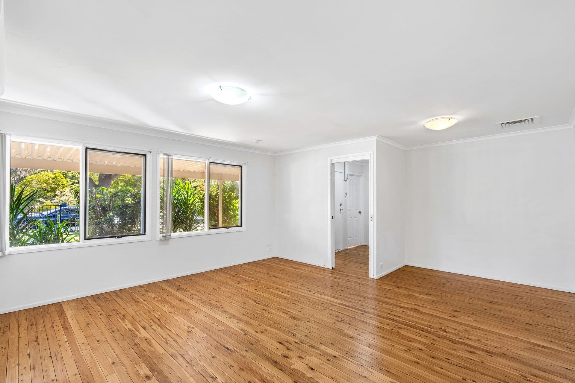 46 The Parkway, Bradbury, NSW, 2560, Bradbury - Thumbnail 3