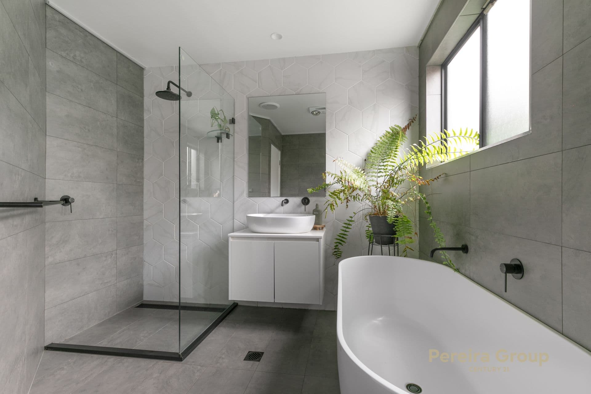 8 Parkside Court, Currans Hill, NSW, 2567, Currans Hill - Thumbnail 8