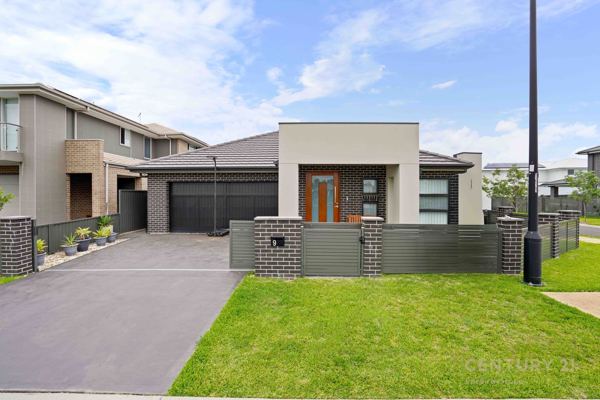 9 Rowland Avenue, Catherine Field, NSW, 2557, Catherine Field - Image 1