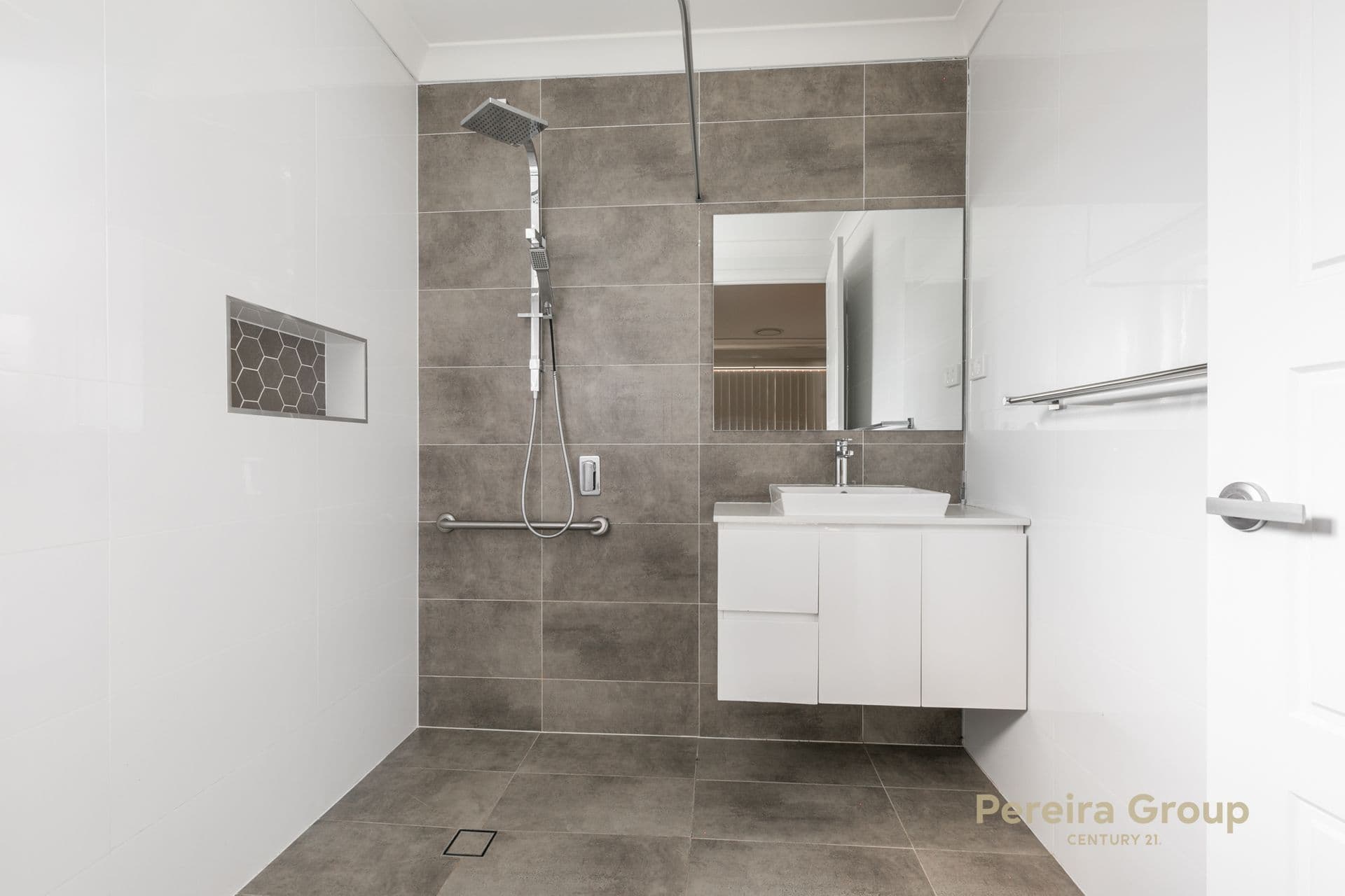 23 Howard Loop, Oran Park, NSW, 2570, Oran Park - Thumbnail 8
