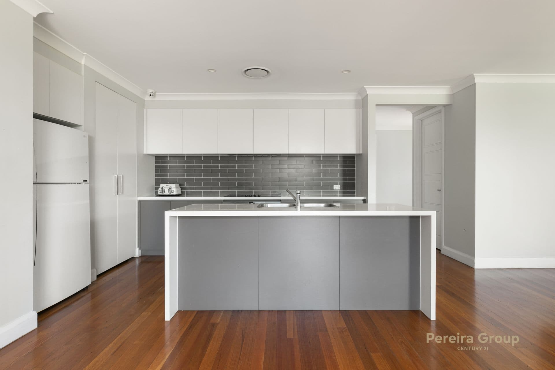 21 Howard Loop, Oran Park, NSW, 2570, Oran Park - Thumbnail 4