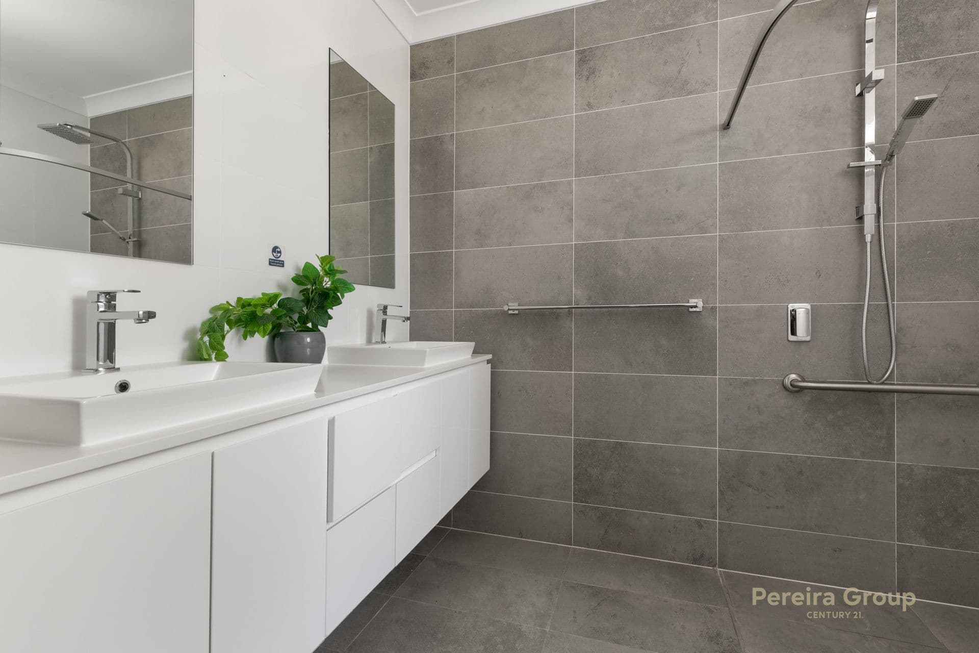 21 Howard Loop, Oran Park, NSW, 2570, Oran Park - Thumbnail 8