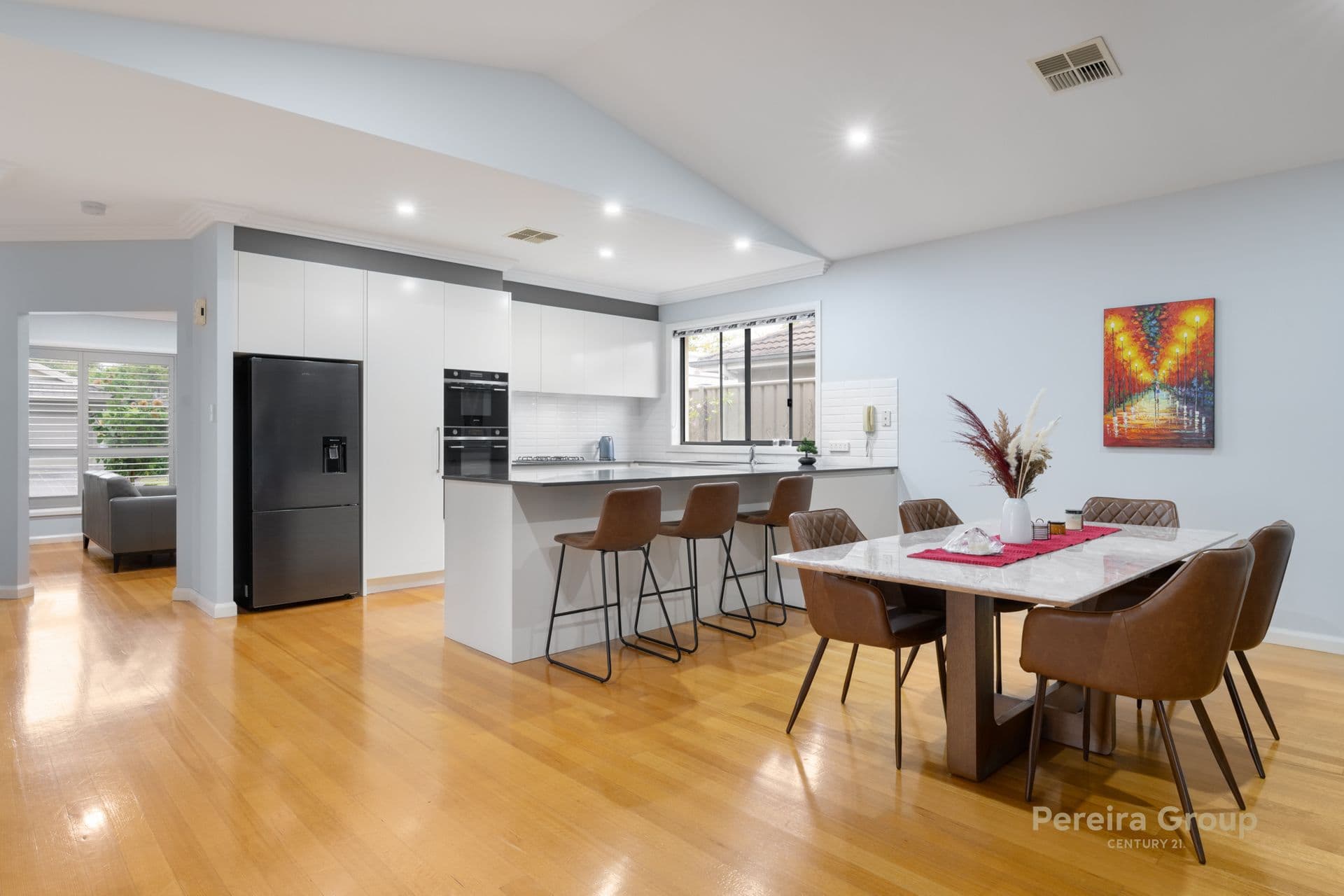 5 Budgen Circuit, Harrington Park, NSW, 2567, Harrington Park - Thumbnail 3