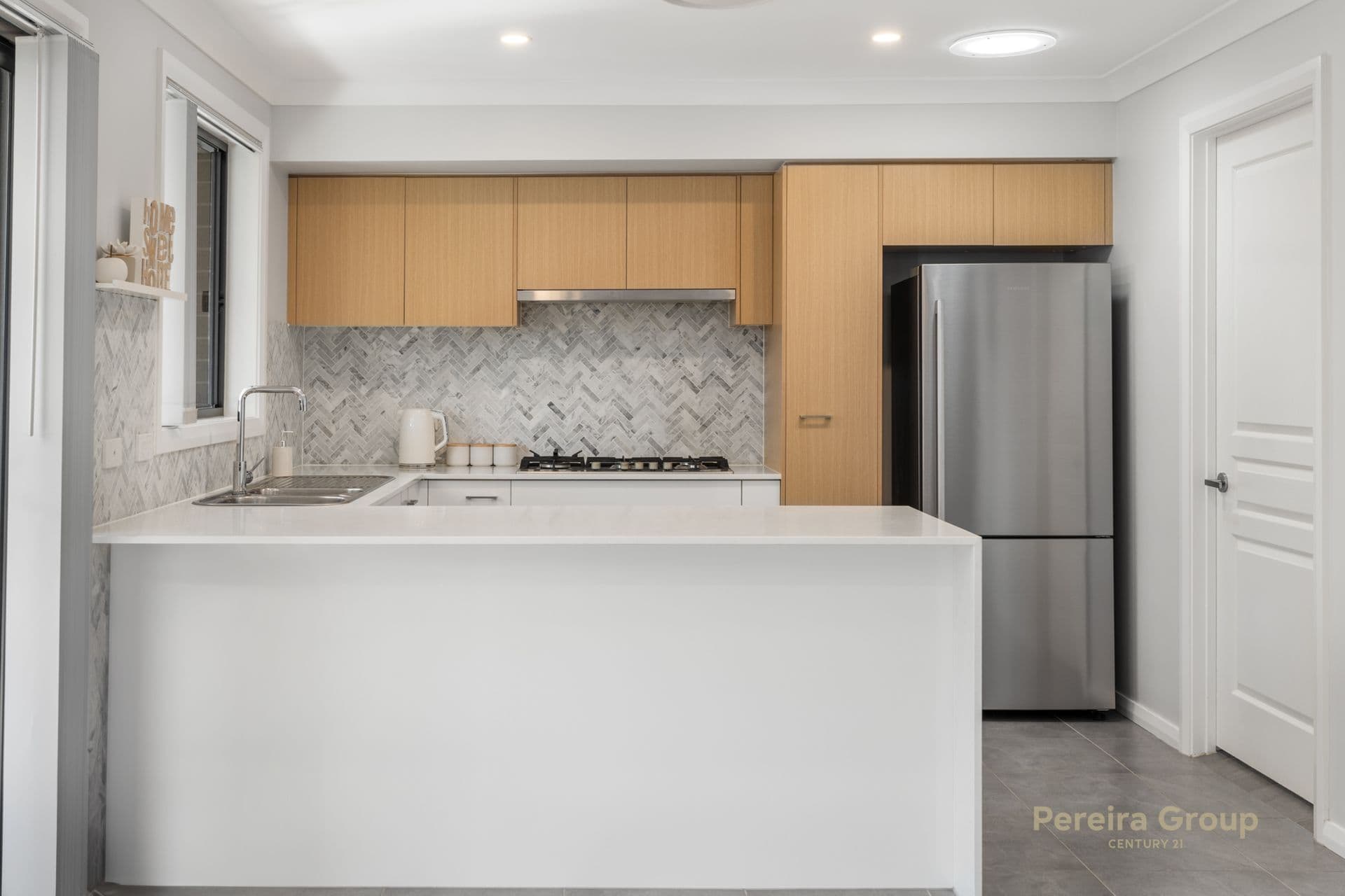 9 Wollemi Circuit, Gregory Hills, NSW, 2557, Gregory Hills - Thumbnail 2