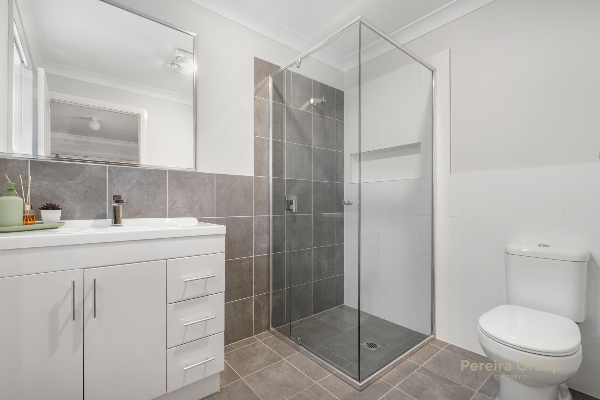 9 Wollemi Circuit, Gregory Hills, NSW, 2557, Gregory Hills - Thumbnail 6