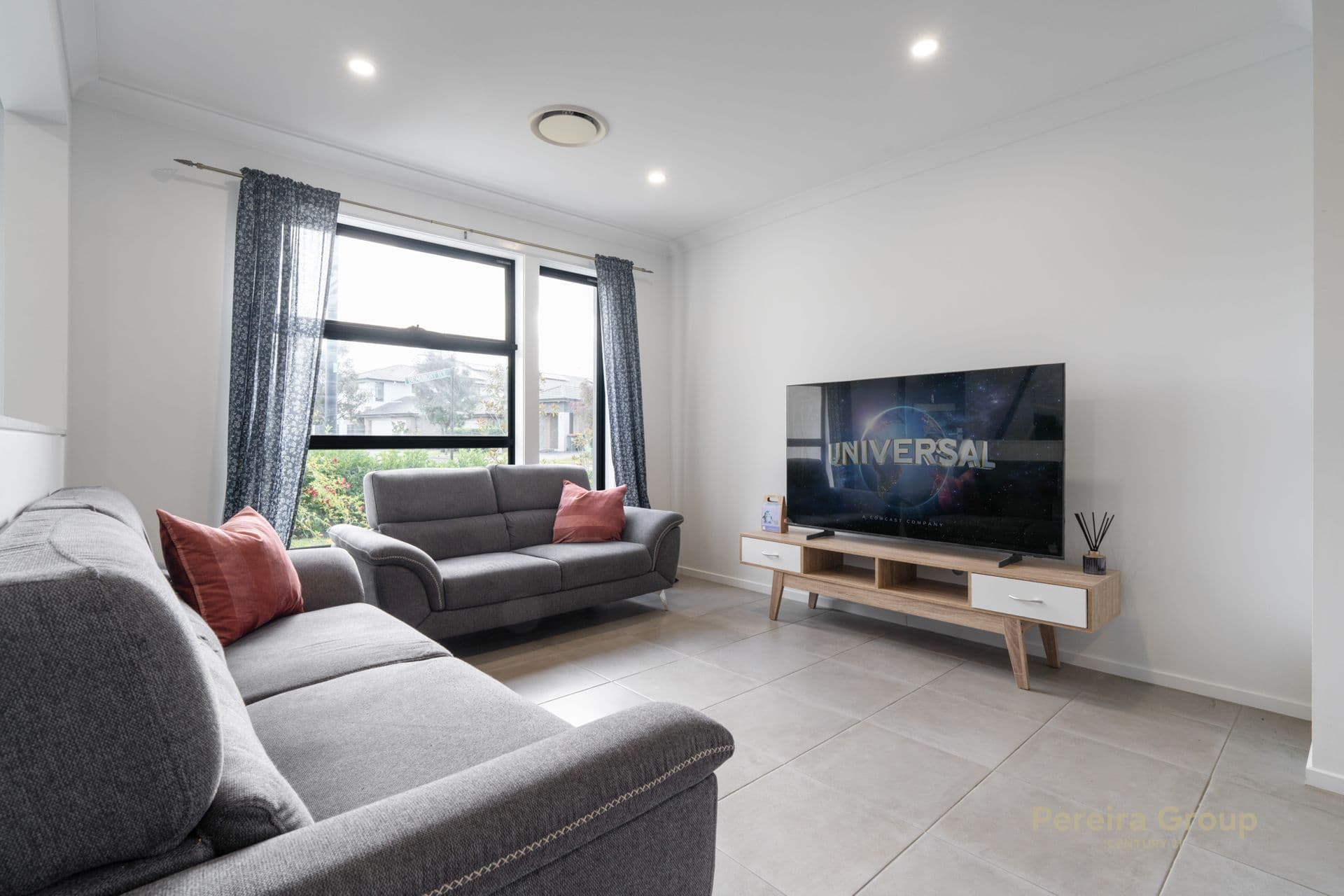 1 Beaumont Terrace, Oran Park, NSW, 2570, Oran Park - Thumbnail 3