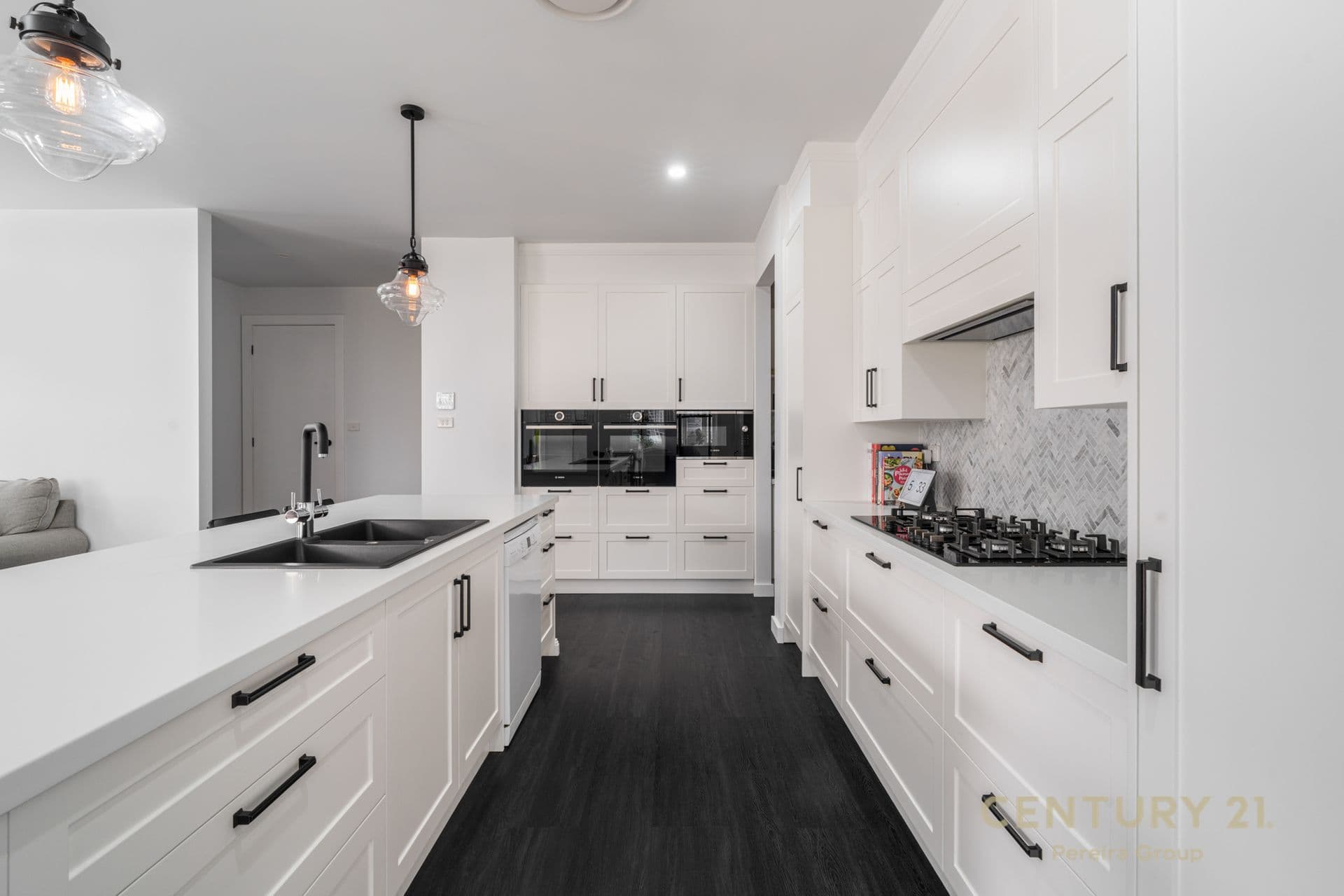 6 Meares Crescent, Catherine Field, NSW, 2557, Catherine Field - Thumbnail 3