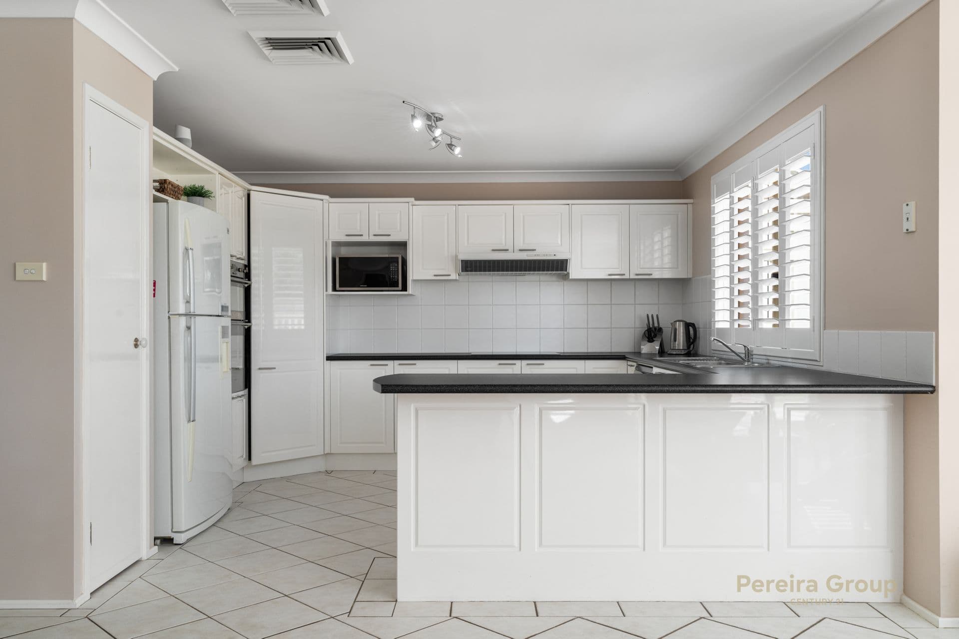 178 Englorie Park Drive, Glen Alpine, NSW, 2560, Glen Alpine - Thumbnail 2