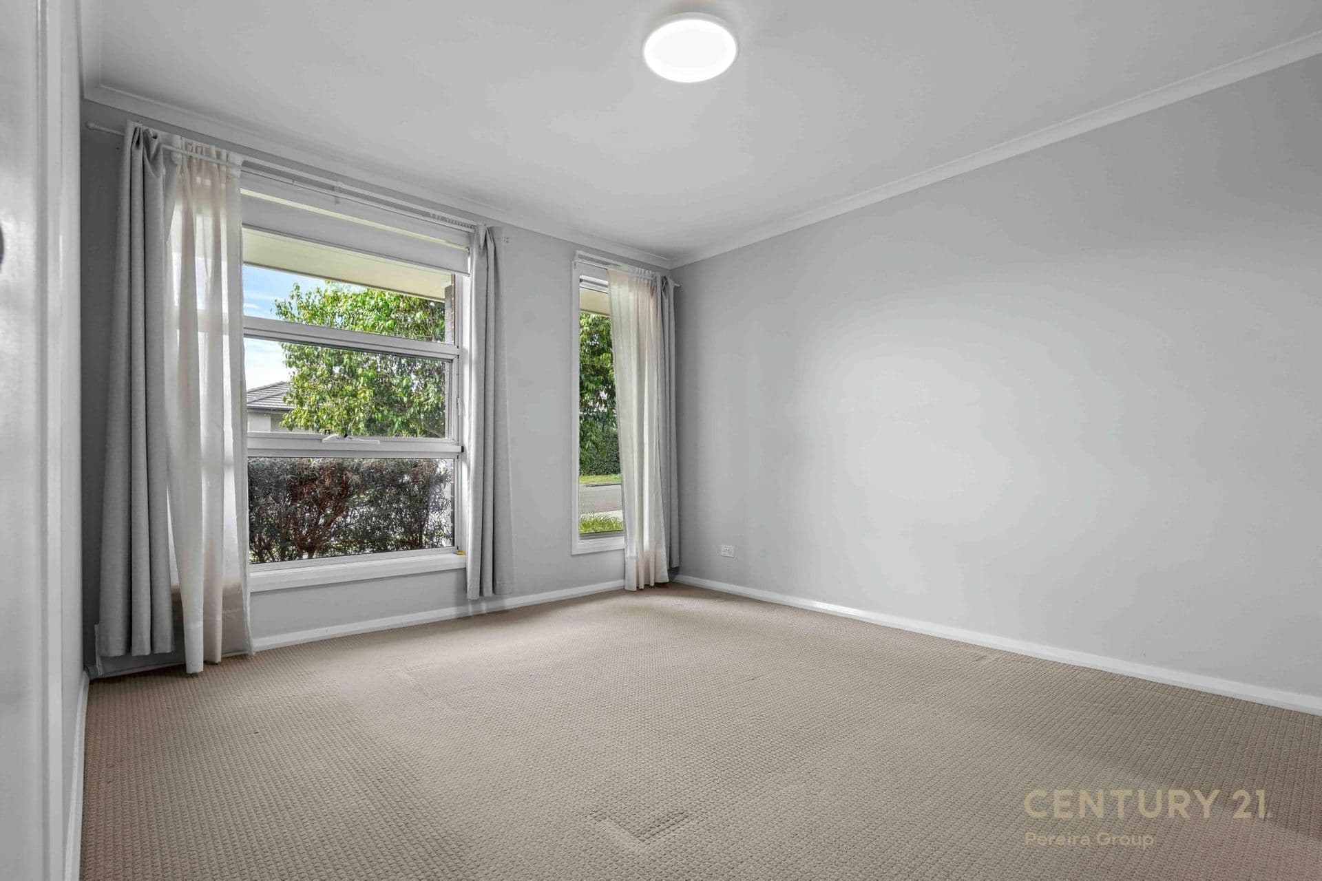 11 Williamson Street, Oran Park, NSW, 2570, Oran Park - Thumbnail 2
