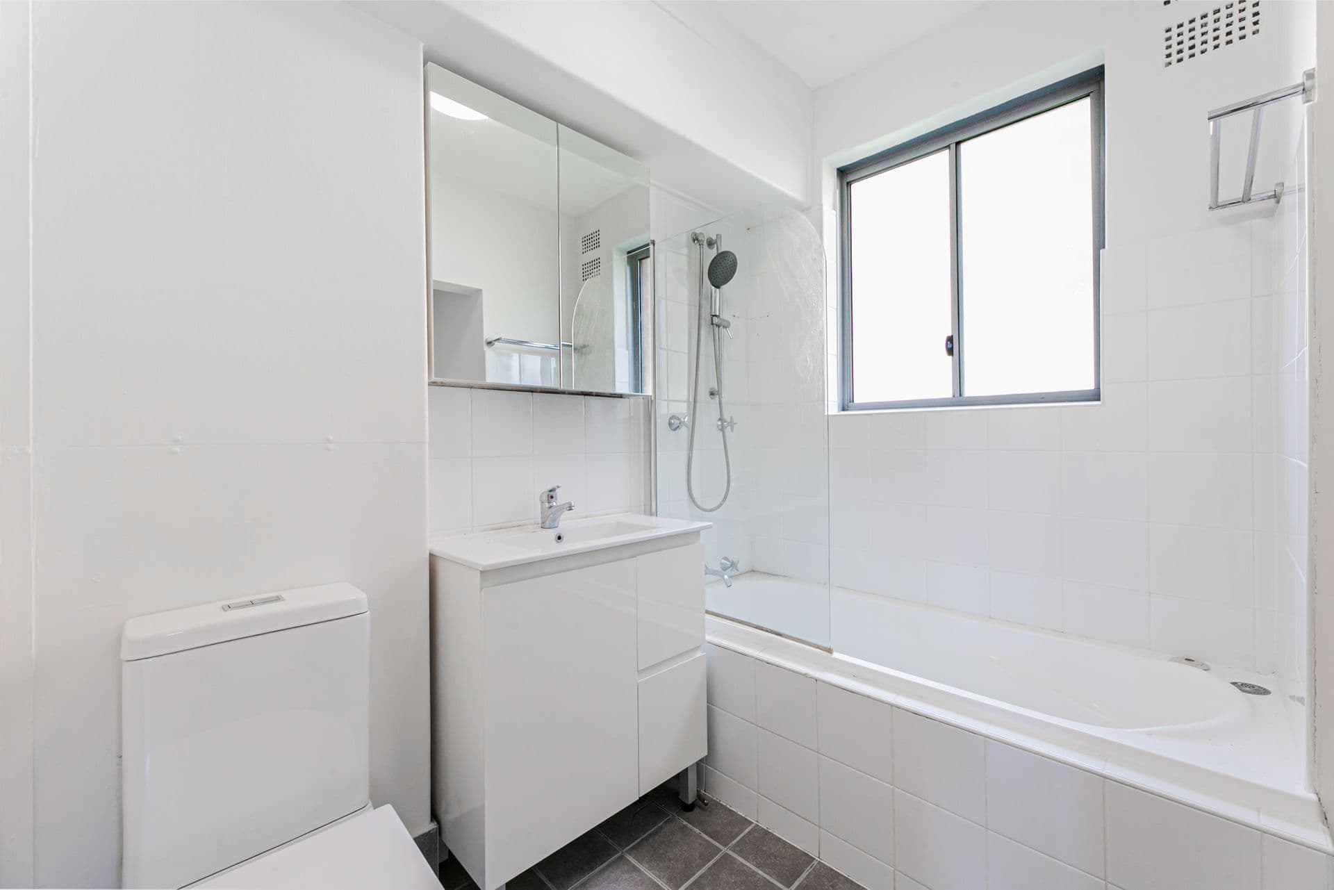 30/21-27 Meadow Crescent, Meadowbank, NSW, 2114, Meadowbank - Thumbnail 6