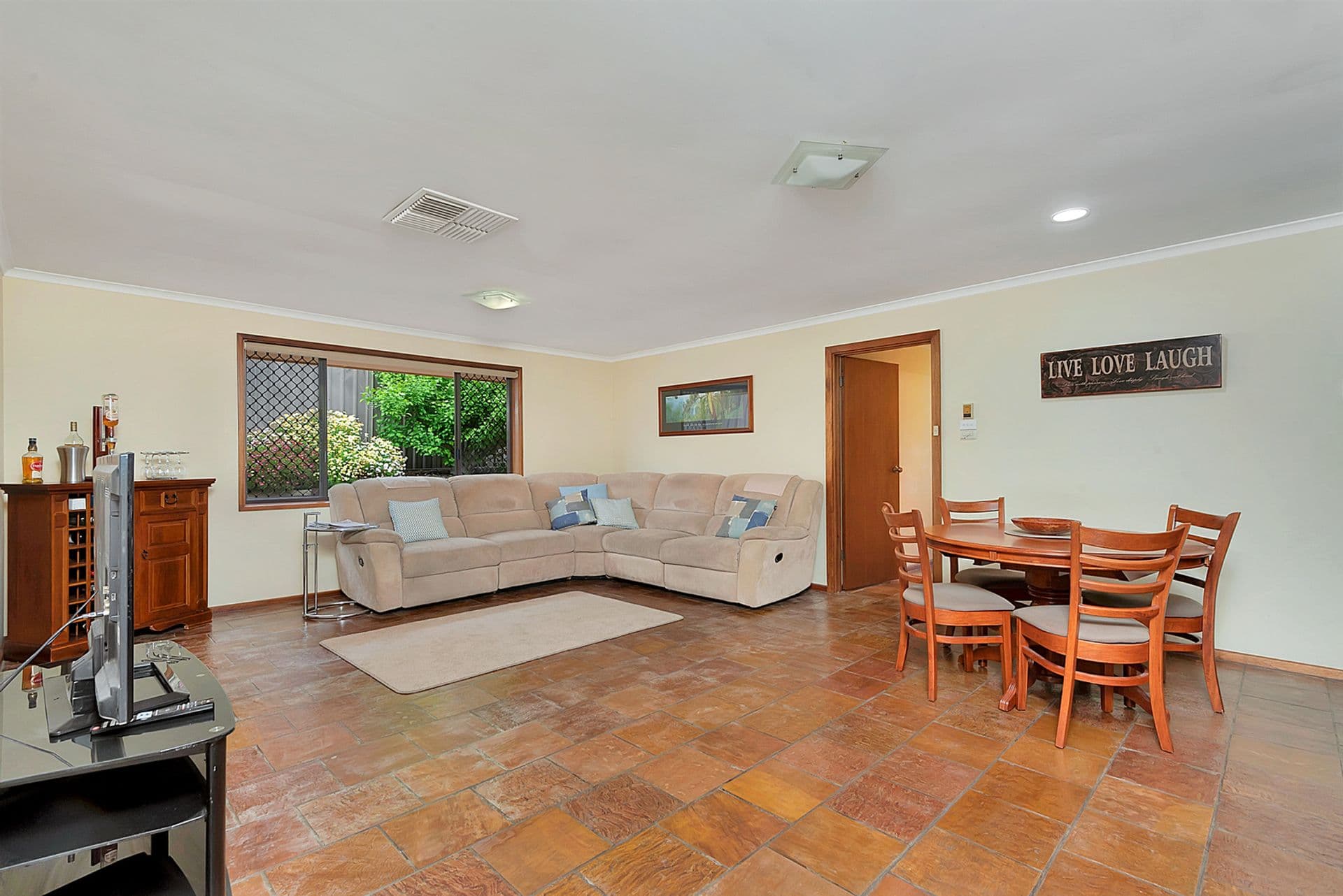 17 Burford Crescent, Redwood Park, SA, 5097, Redwood Park - Thumbnail 7