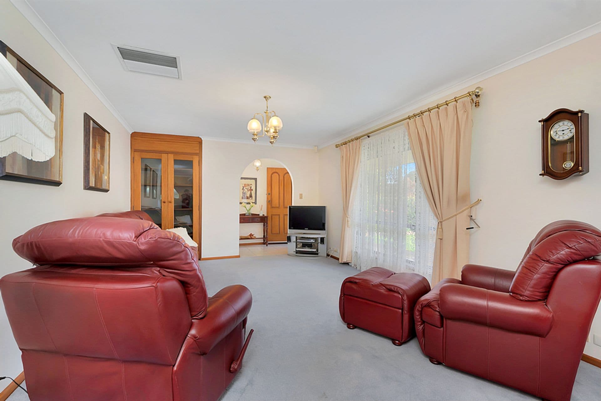 33 Dearman Avenue, Redwood Park, SA, 5097, Redwood Park - Thumbnail 4