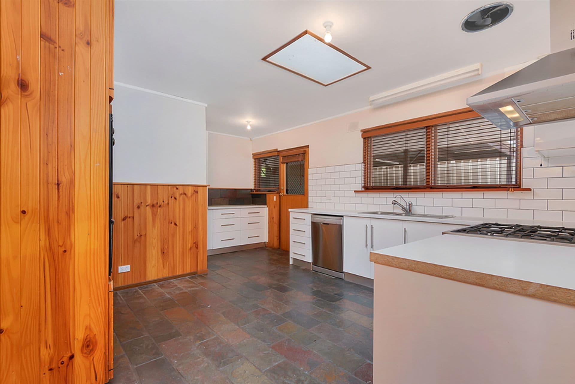 34 Vine Street, Surrey Downs, SA, 5126, Surrey Downs - Thumbnail 6