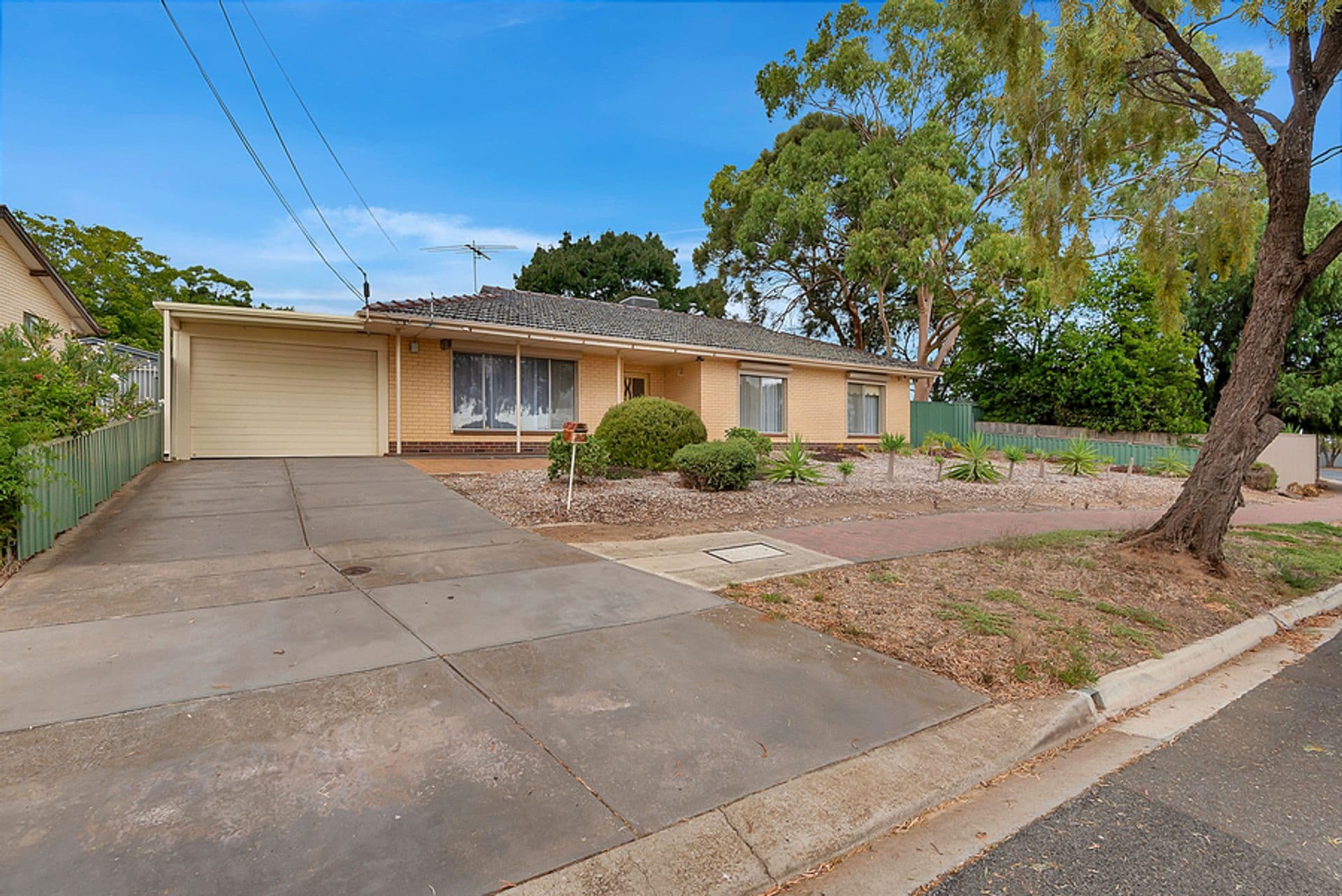 25 Bayvue Cr, Ridgehaven, SA, 5097, Ridgehaven - Thumbnail 2