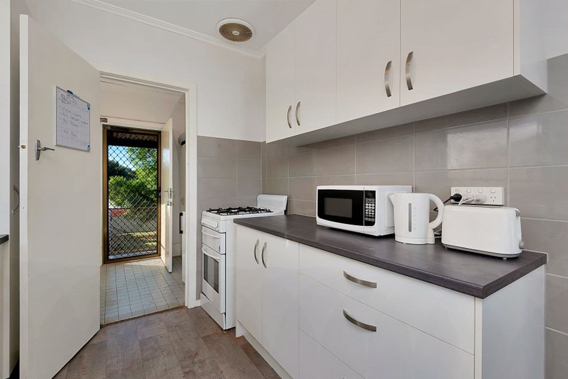 8 Gloucester Ave, Redwood Park, SA, 5097, Redwood Park - Thumbnail 5
