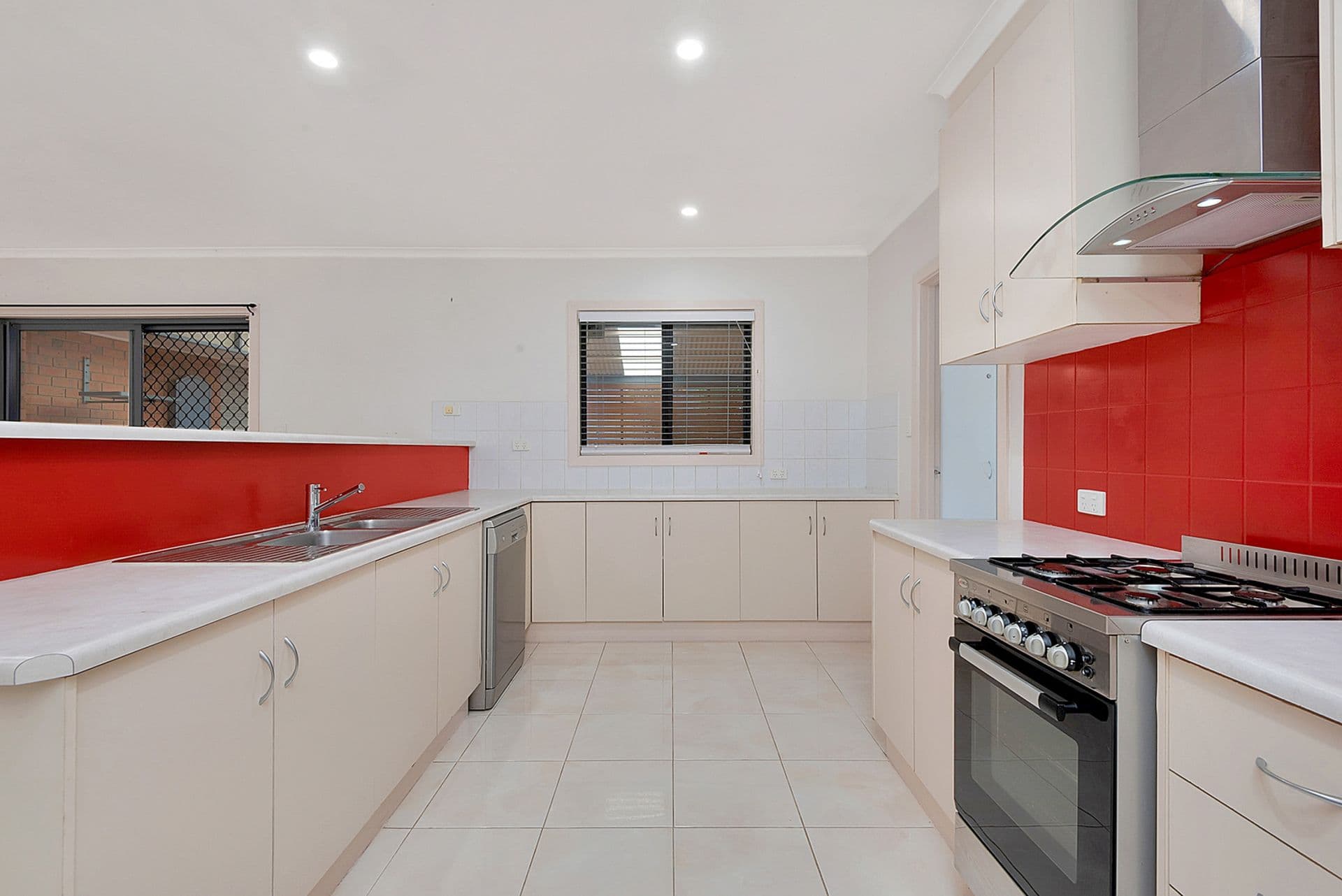 12 WALKER CRT, Enfield, SA, 5085, Enfield - Thumbnail 8
