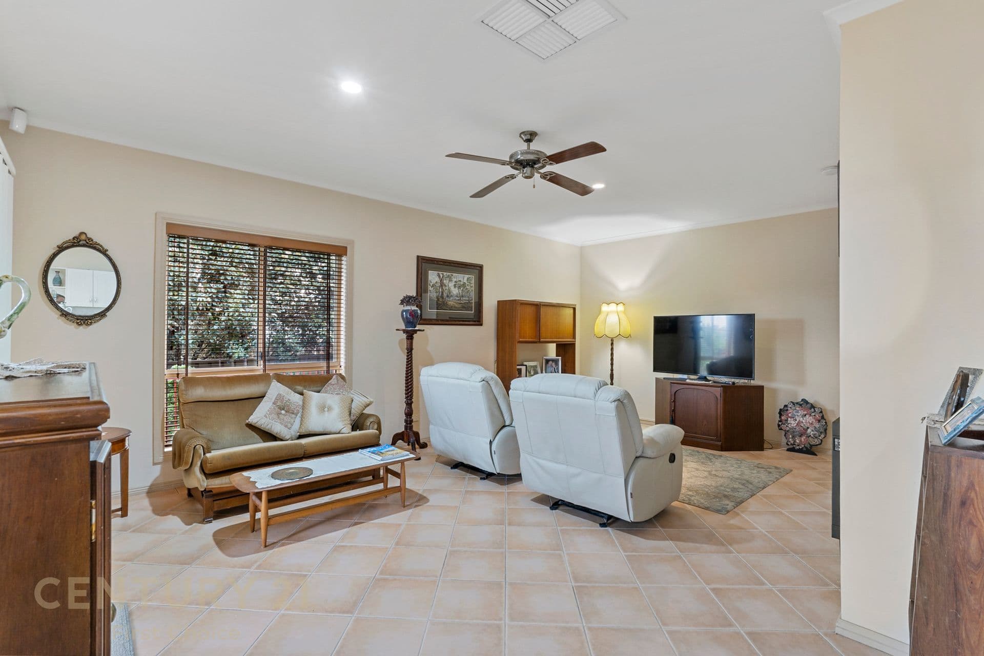 8 Lake Fortesque Avenue, Greenwith, SA, 5125, Greenwith - Thumbnail 6