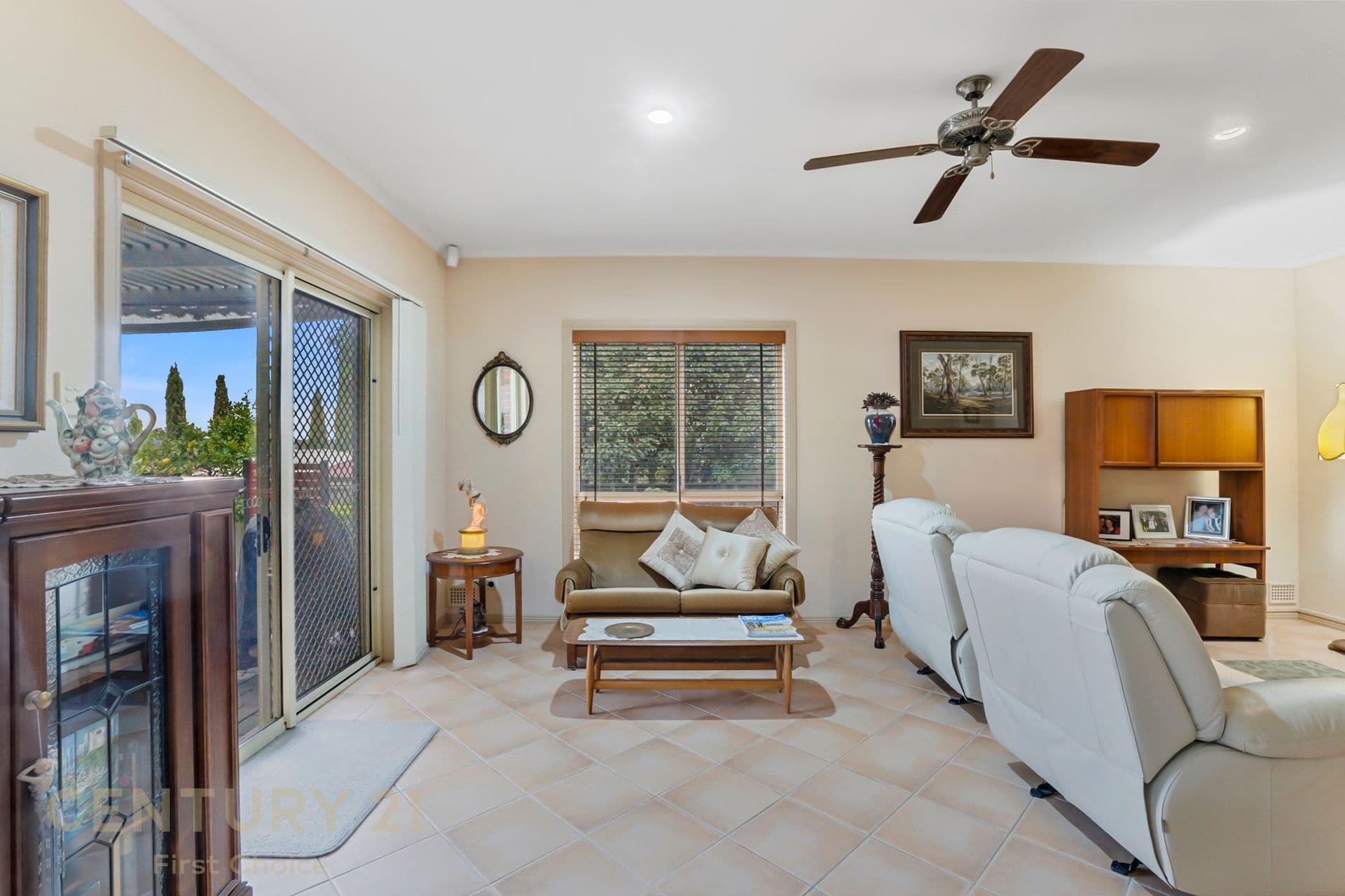 8 Lake Fortesque Avenue, Greenwith, SA, 5125, Greenwith - Thumbnail 7