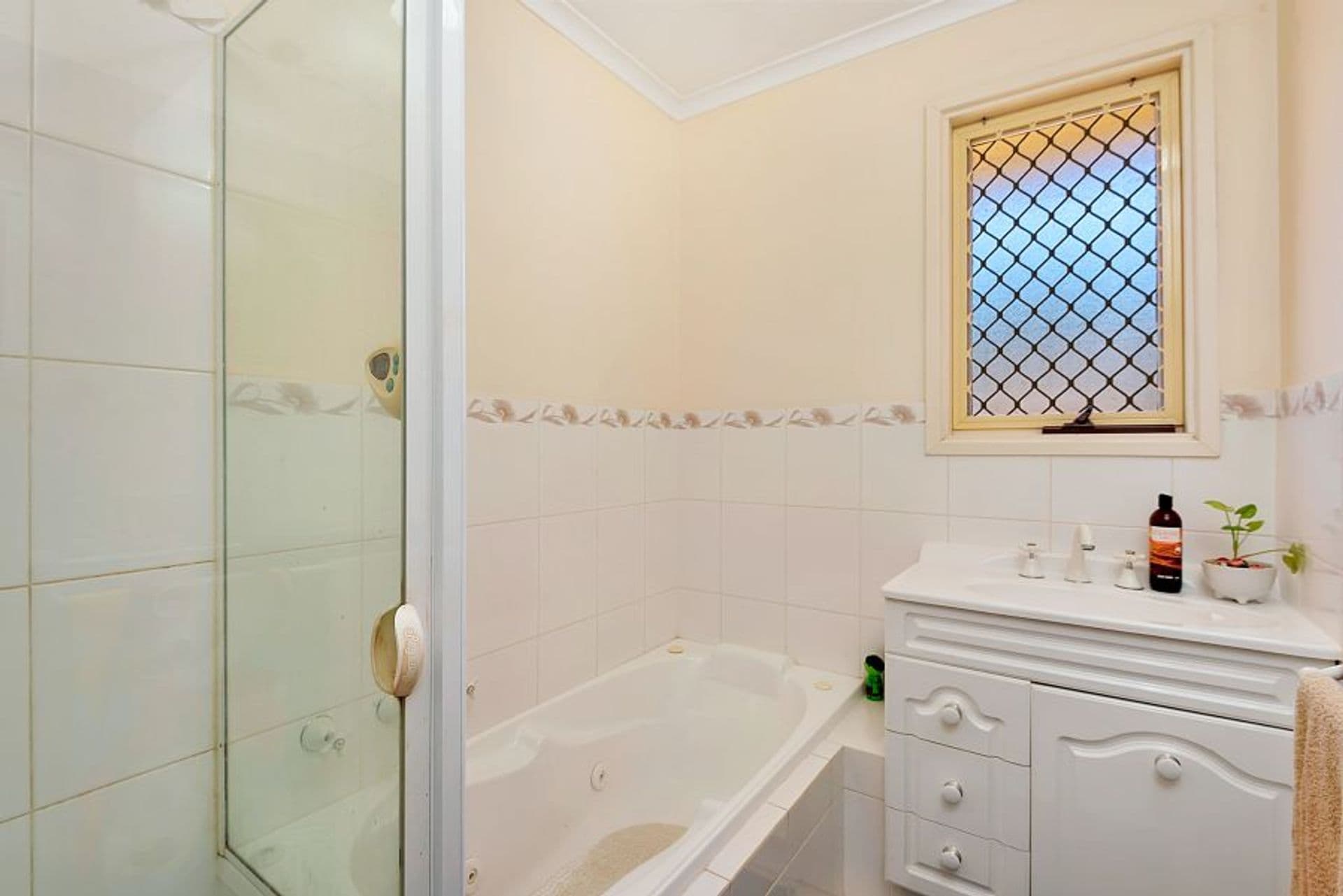 8 Collins Court, Pooraka, SA, 5095, Pooraka - Thumbnail 7