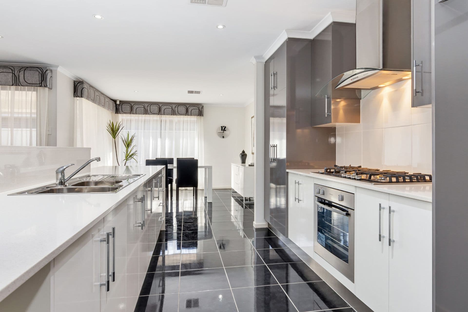 8 Mandel Street, Munno Para West, SA, 5115, Munno Para West - Thumbnail 2