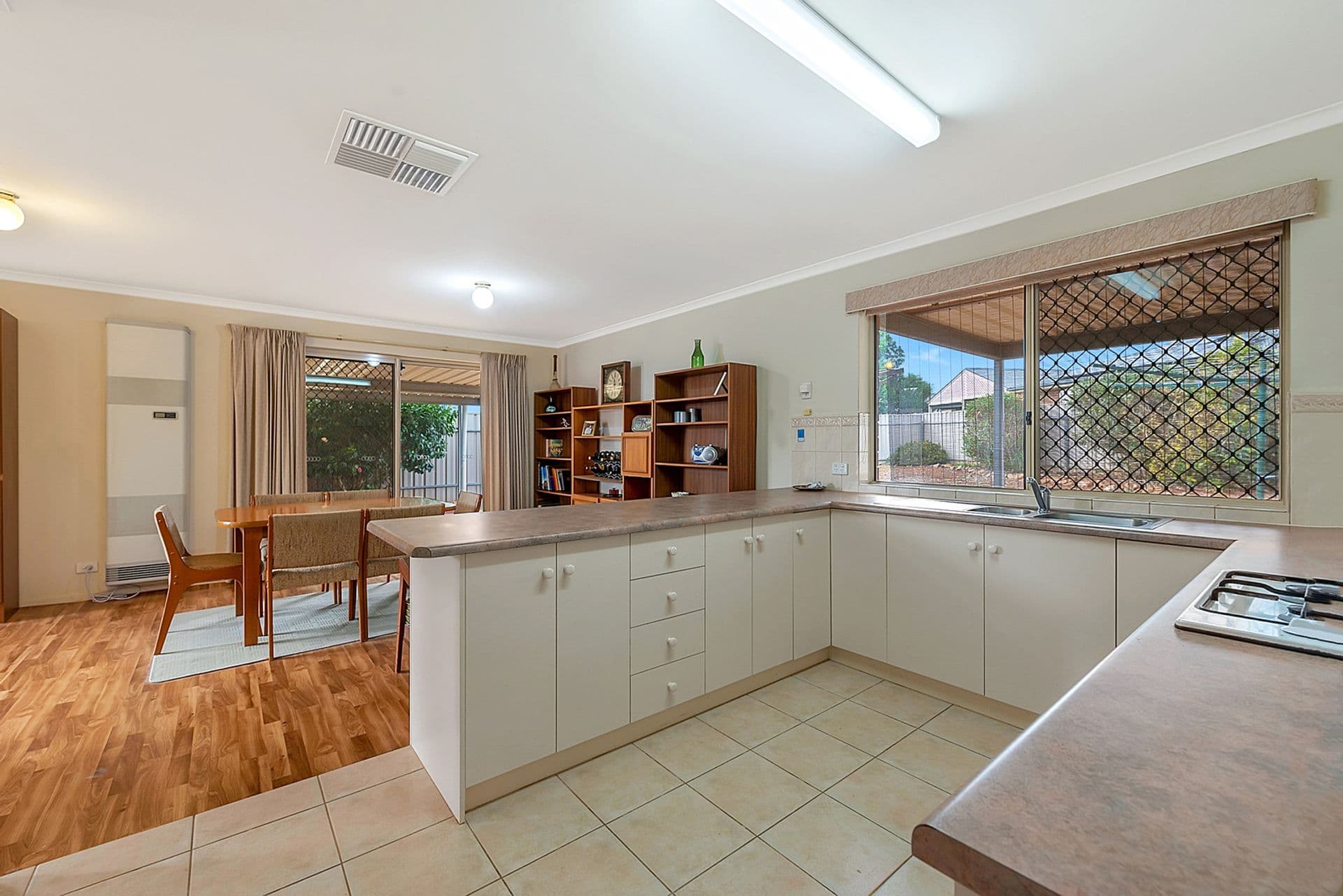 45 Zurich Road, Craigmore, SA, 5114, Craigmore - Thumbnail 3